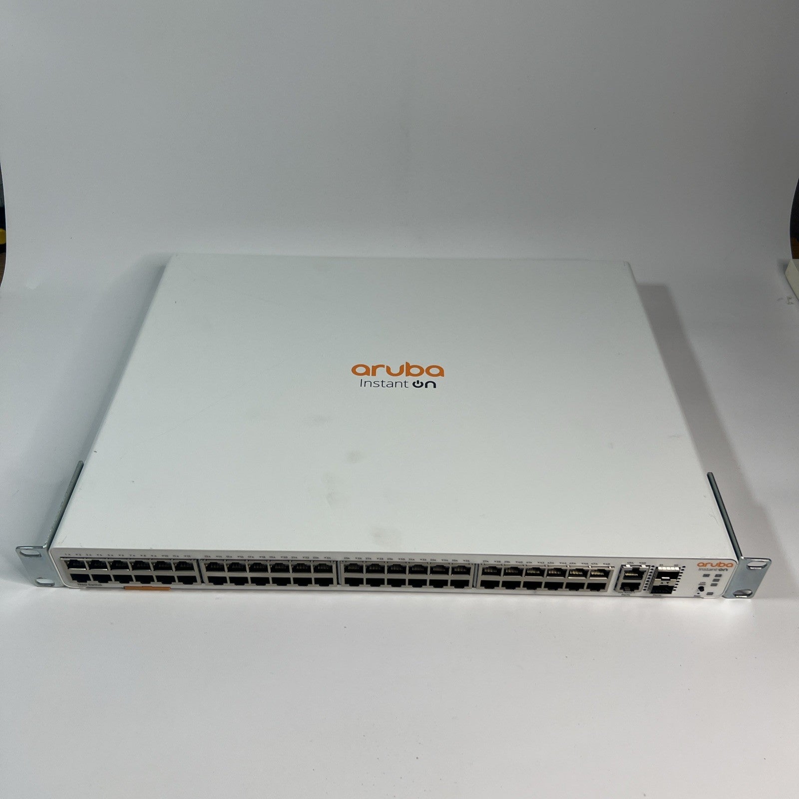 HP ARUBA  J808A / JL808-6001 Instant on 1960  48 Port Gigabit Managed Switch