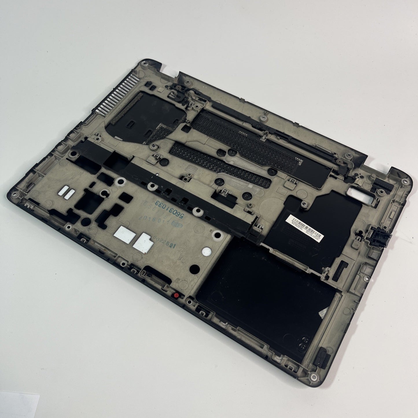 Genuine Black HP EliteBook 840 G5 Bottom Base Lower Cover Chassis BCALN106C.#G C