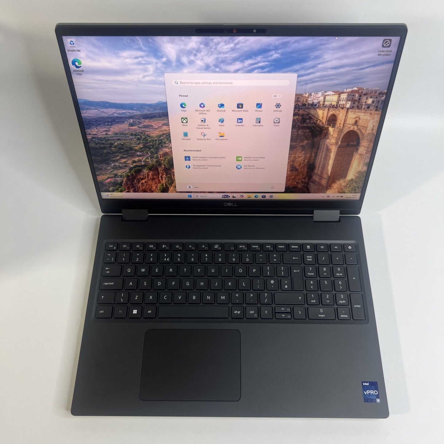 Dell Precision 7670 Mobile Workstation i7-12850HX 32GB RAM 512GB SSD RTX A2000