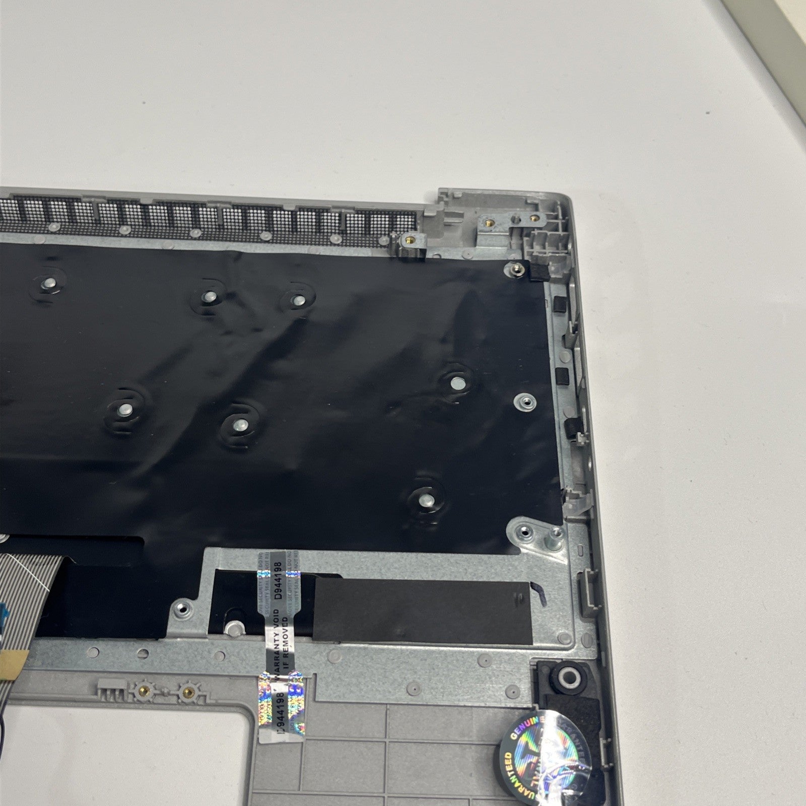 Genuine Silver Lenovo IdeaPad 330S-15IKB  Palmrest Keyboard And Speakers