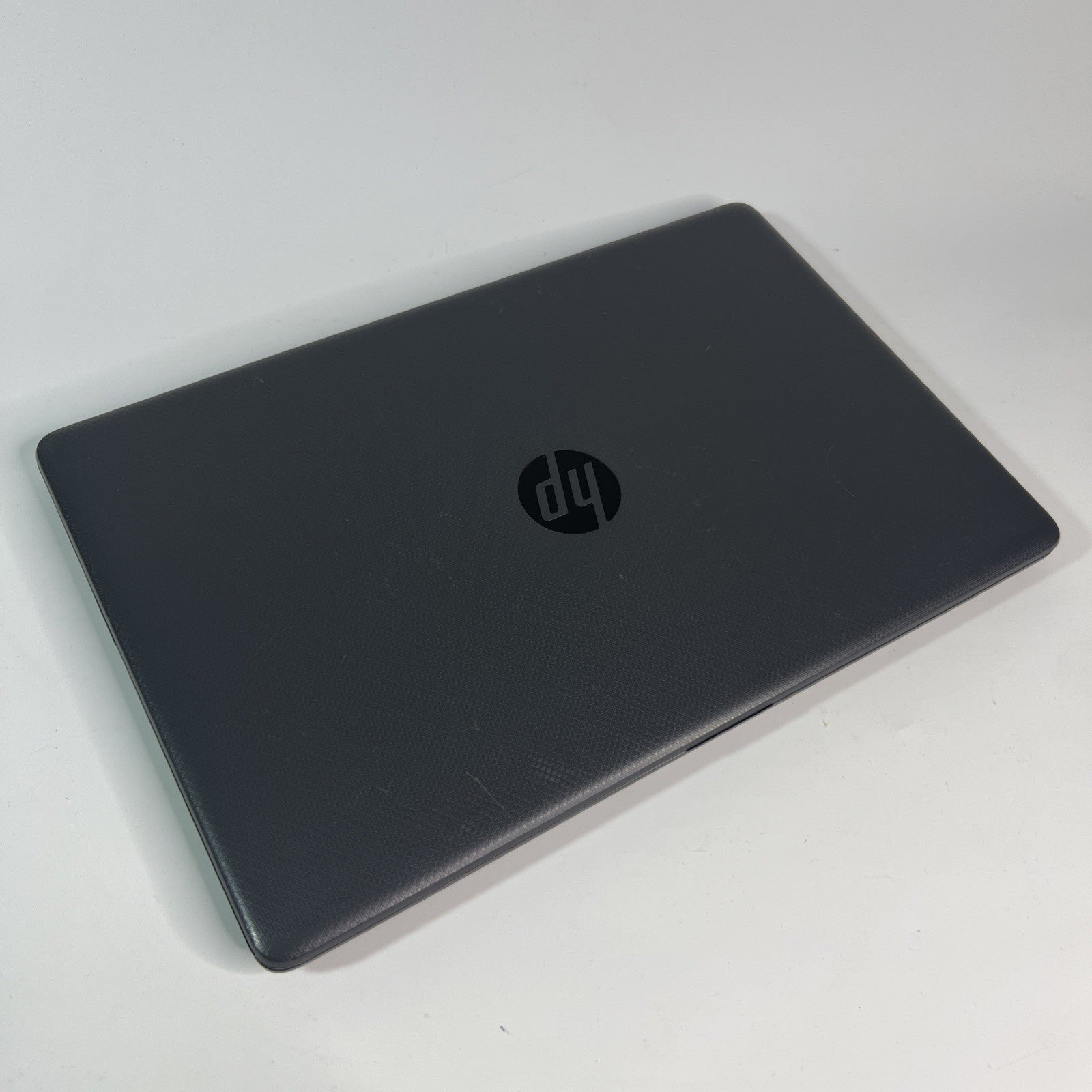 HP Notebook 255 G7 Ryzen 5-3500U 8GB RAM 256GB SSD Windows 11 Laptop.