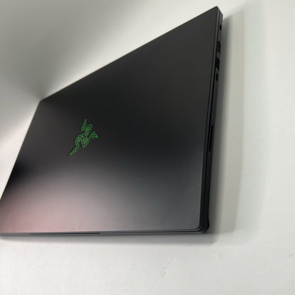 Razer Blade 15 Advanced RZ09-0421 Intel i7-12800H 32GB RAM 1TB SSD RTX 3080Ti