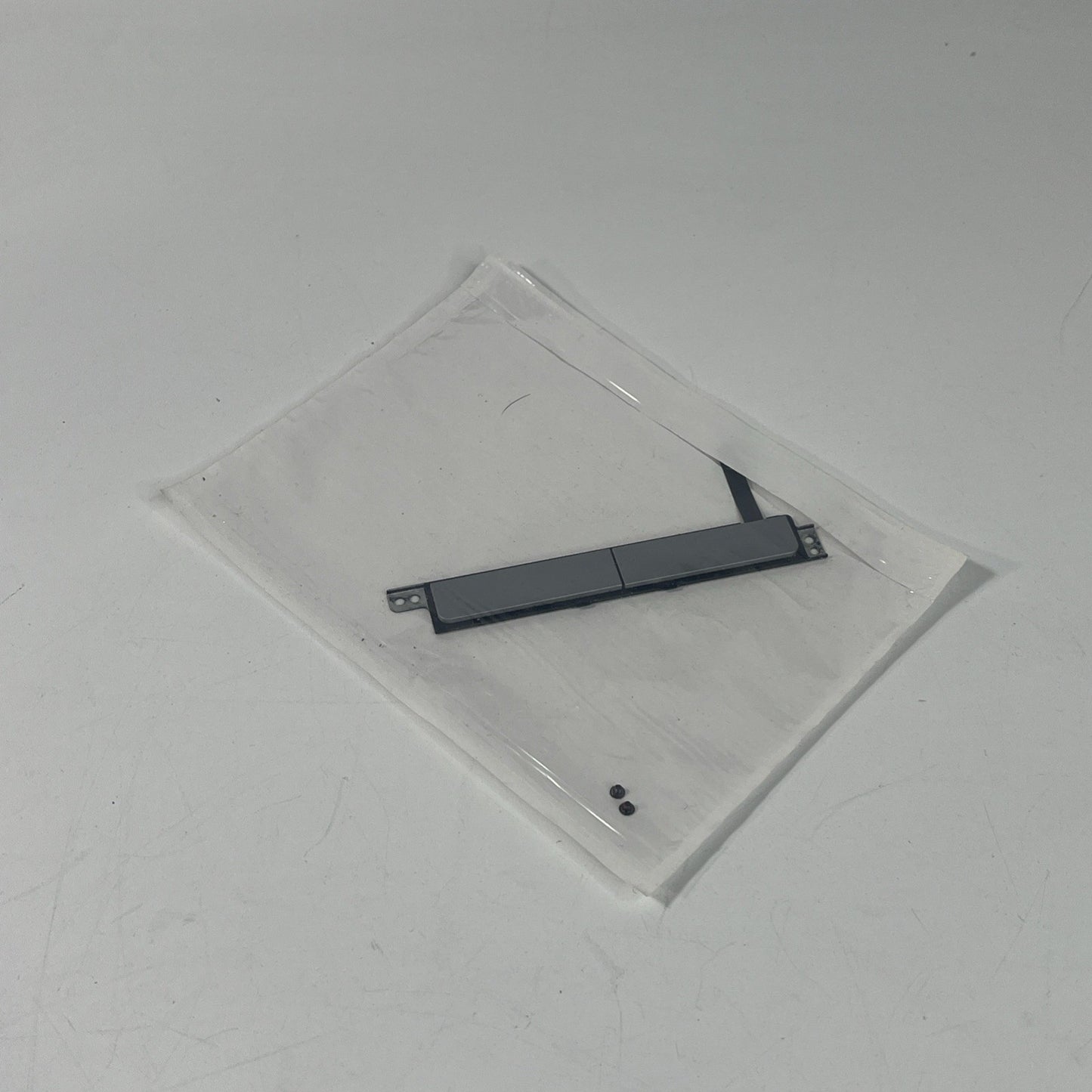 Genuine DELL LATITUDE 5510 Palmrest,keyboard,touchpad & Speakers.