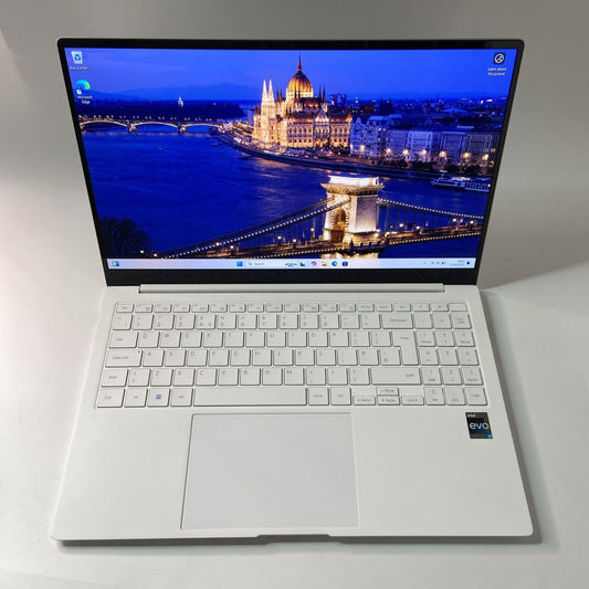 Samsung Galaxy Book2 Pro 15.6” Laptop - Intel Core i7-1260P 16GB RAM 256GB SSD