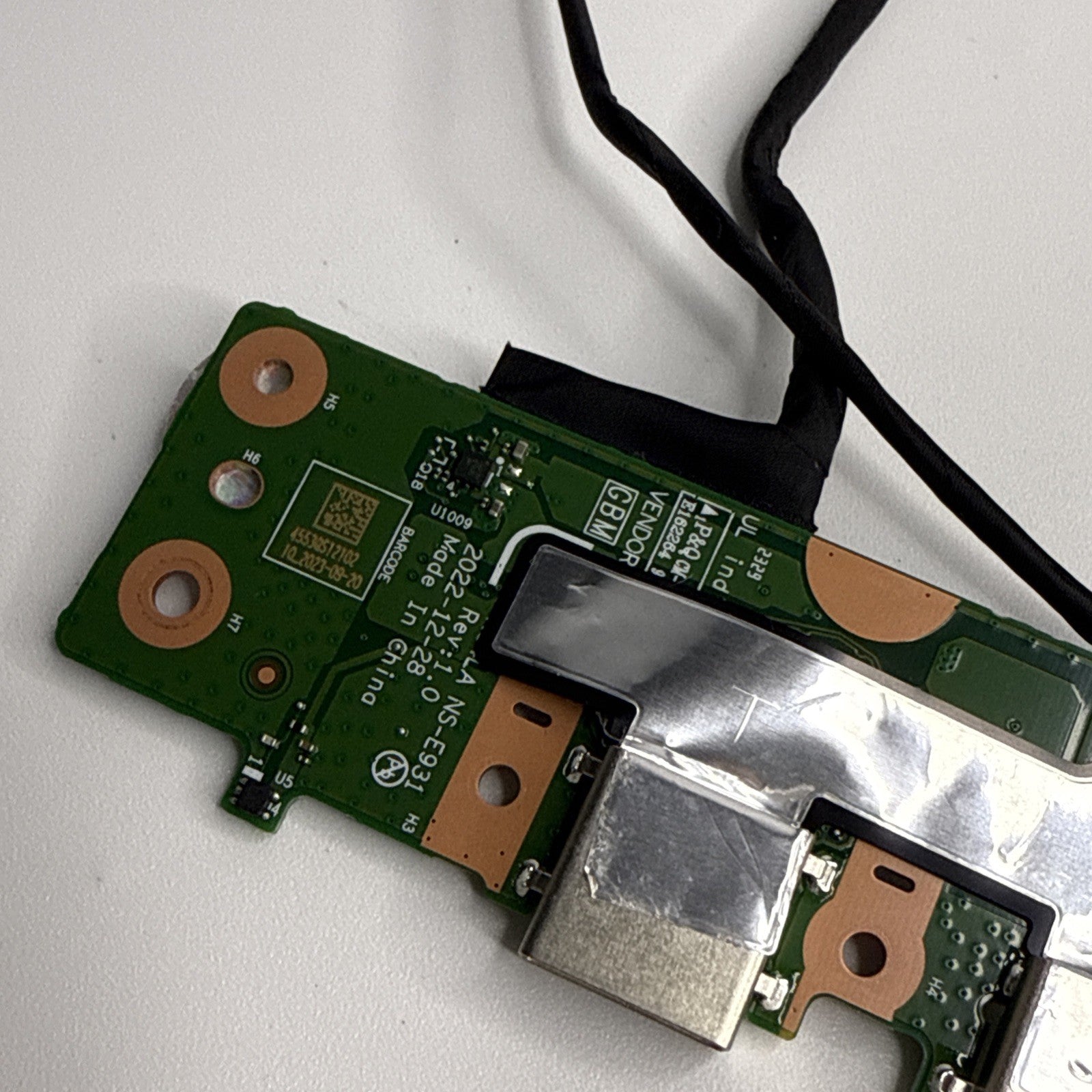 Lenovo IP Slim 3 Chrome 14IAN8 USB HDMI Port Board NS-E931 + Connectors