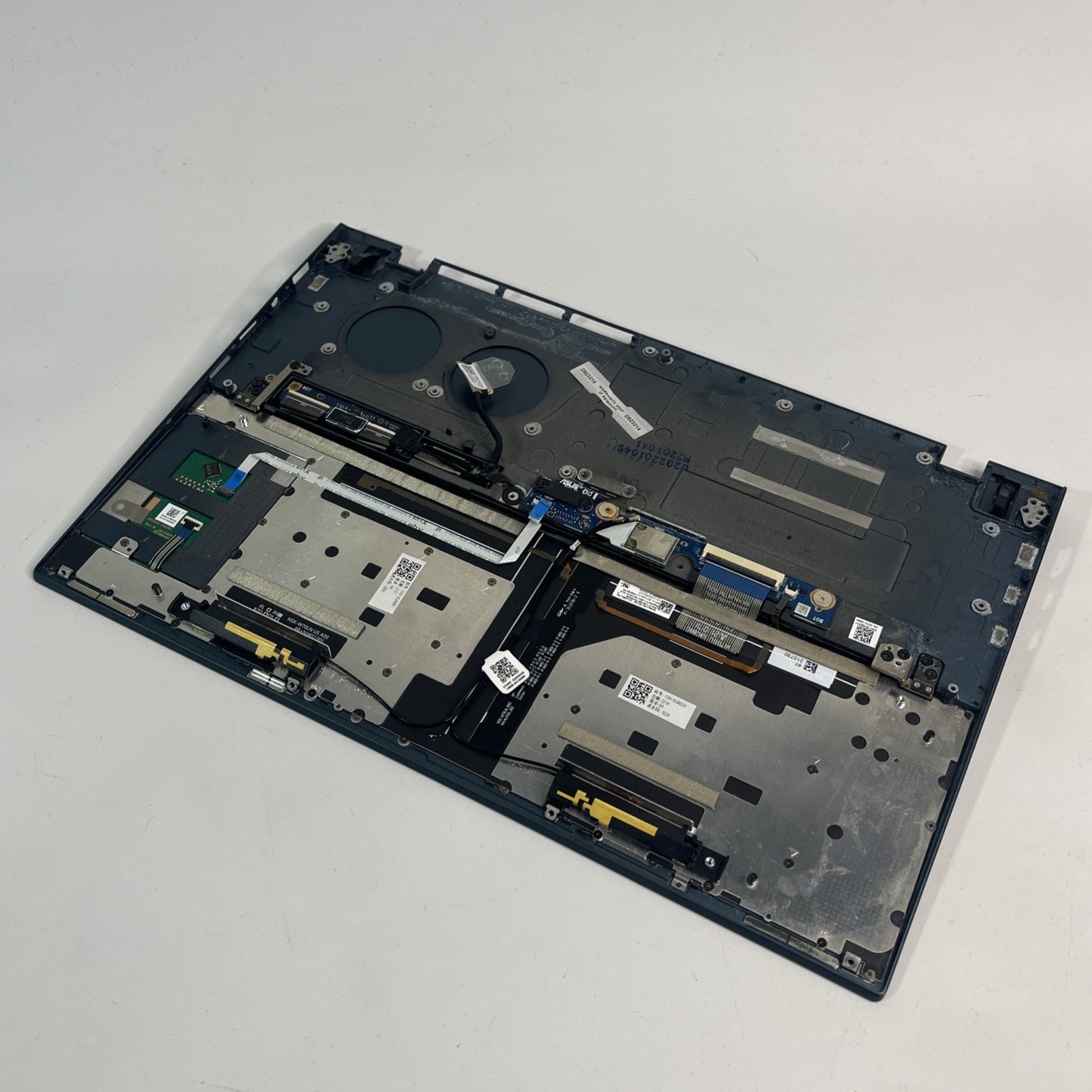 Asus Zenbook UX482EAR Palmrest Cover & Small Screen Touchpad UK 13N1-BVA0C01