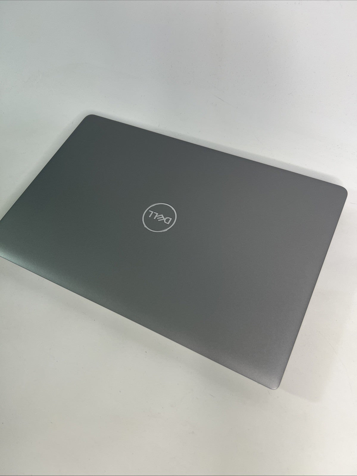 Dell Latitude 5540 Intel Core i7-1365U 16GB RAM 2TB SSD Windows 11 15.6” Laptop