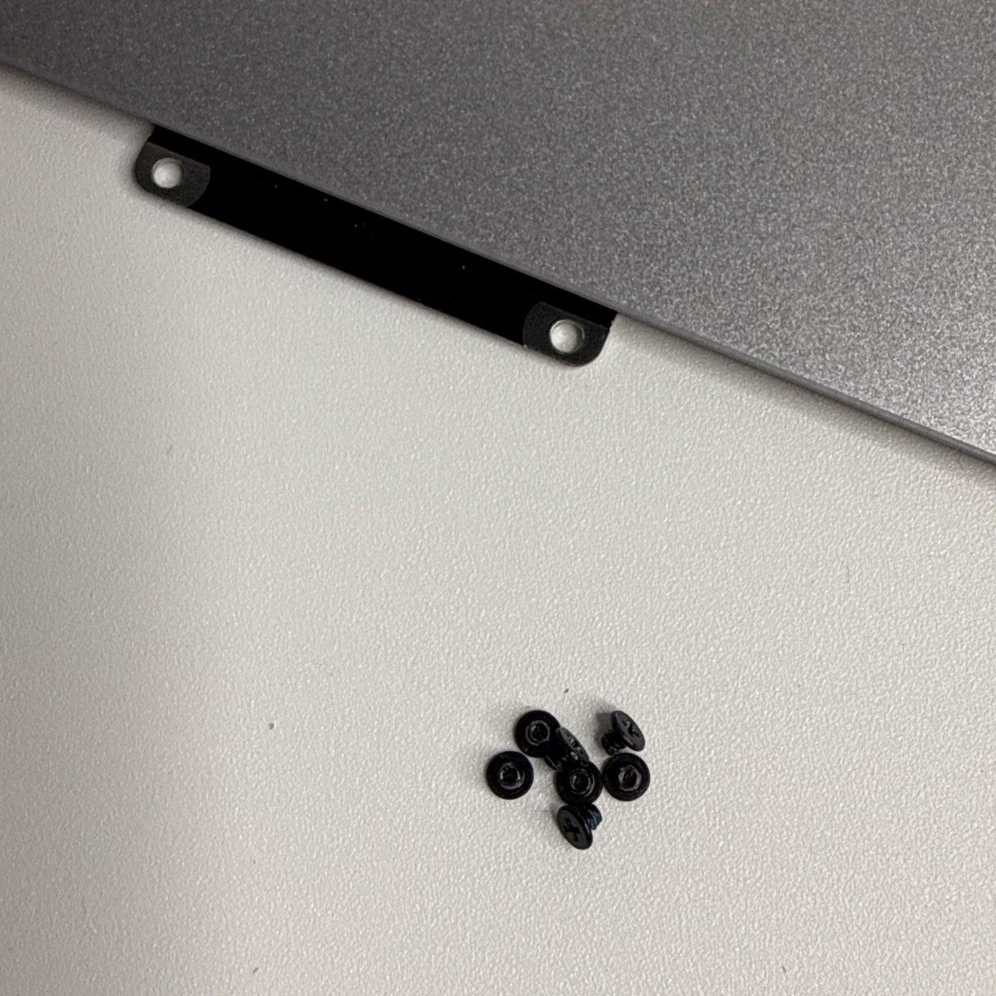 HP Zbook Firefly 14 G10 Touchpad Trackpad Mouse BDBG1Y7P2N039 + Screws