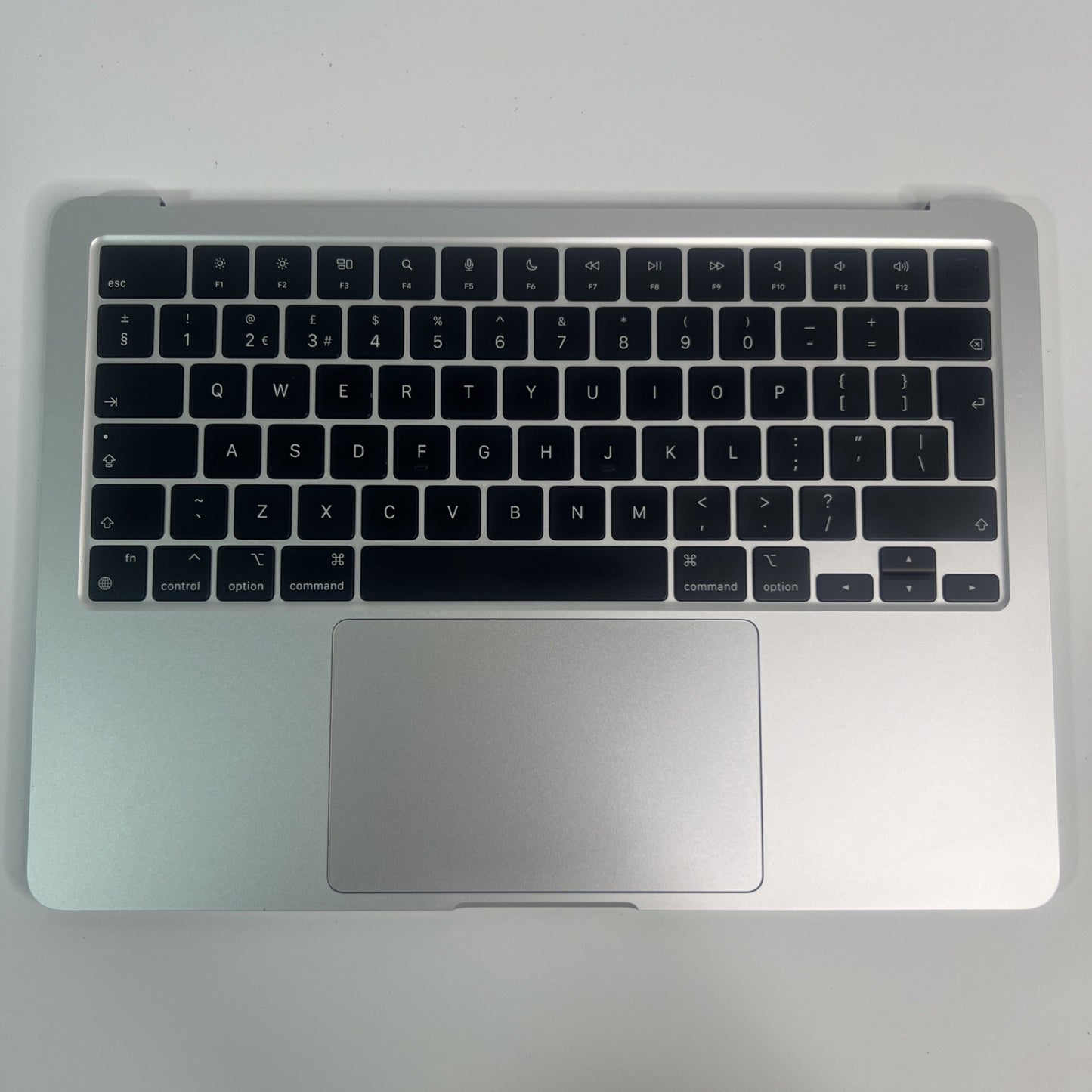 Apple Macbook Air 13 A2681 EMC 4074 Palmrest M2 UK Keyboard Silver For Parts