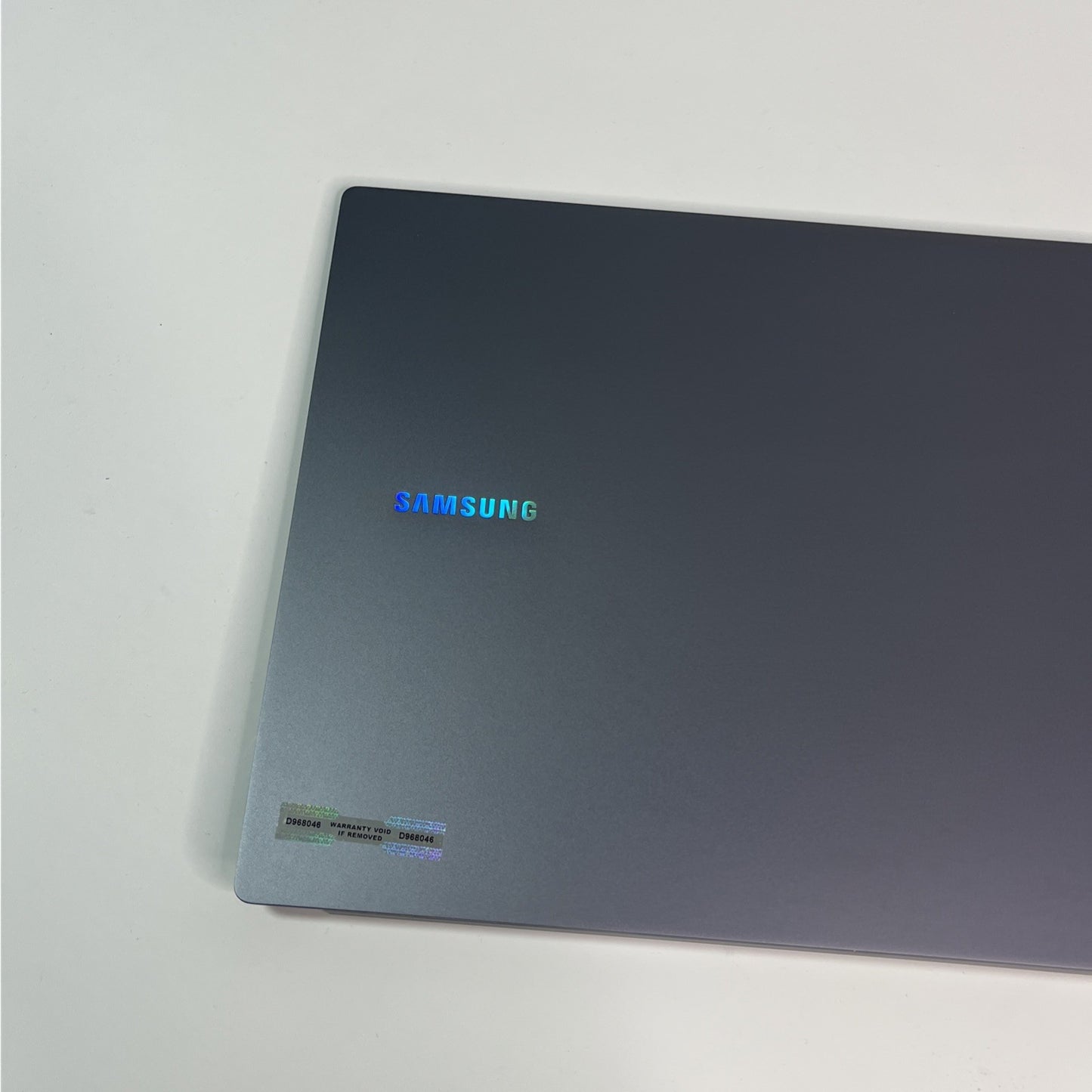 Genuine Blue Samsung Galaxy Book4 NP750XGK Complete Top Lid And Screen Assembly