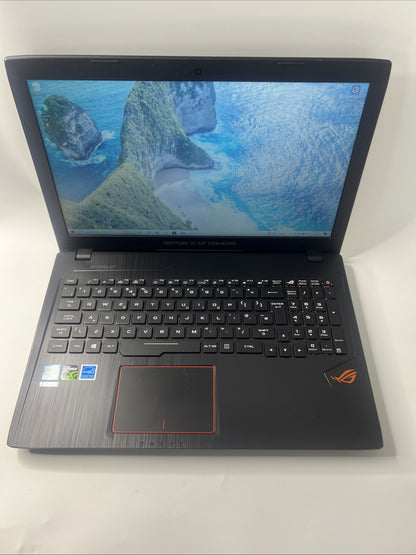 ASUS ROG Strix GL553VD 15.6” Intel Core i7-7700HQ 8GB RAM 128GB SSD GTX 1050