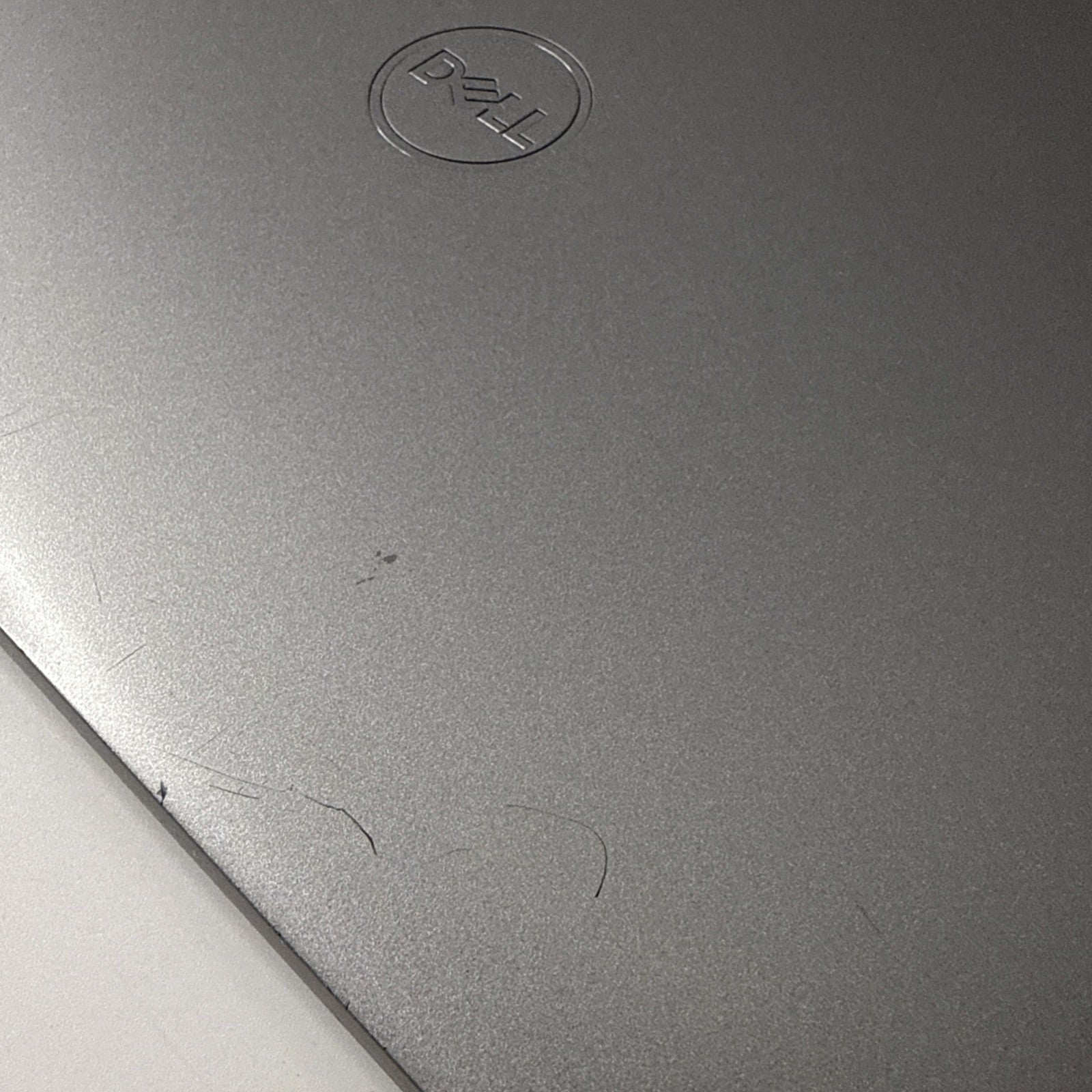 Genuine Dell Latitude 5420 Top Lid Cover AP30K000403 0DW98X - Silver