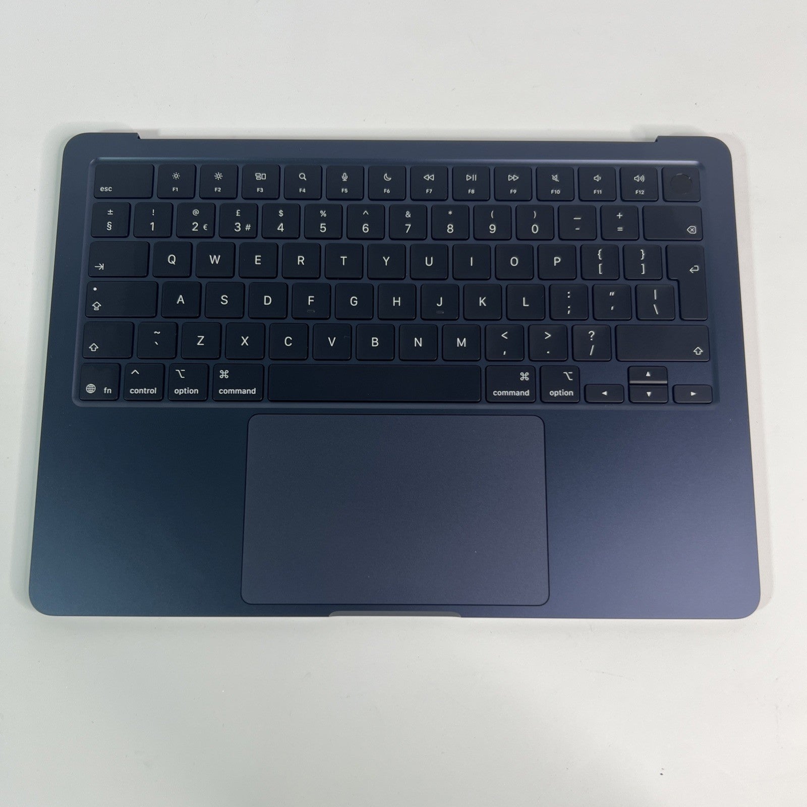 Apple MacBook Air 13" A3240 (2025 M4) Palmrest Midnight  Read Description
