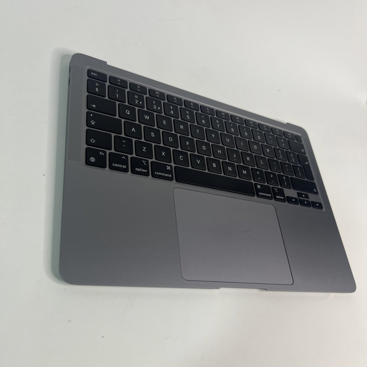 Apple MacBook Air A2337 Palmrest / Top Case – Space Grey – EMC 3598 – Grade B