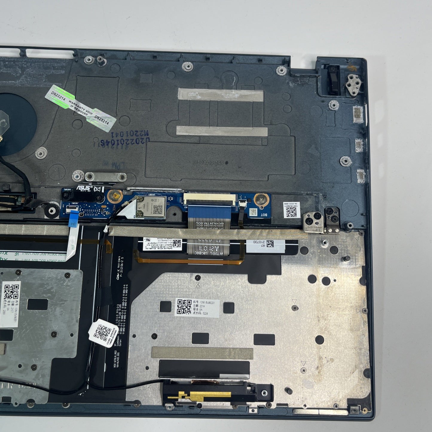 Asus Zenbook UX482EAR Palmrest Cover & Small Screen Touchpad UK 13N1-BVA0C01