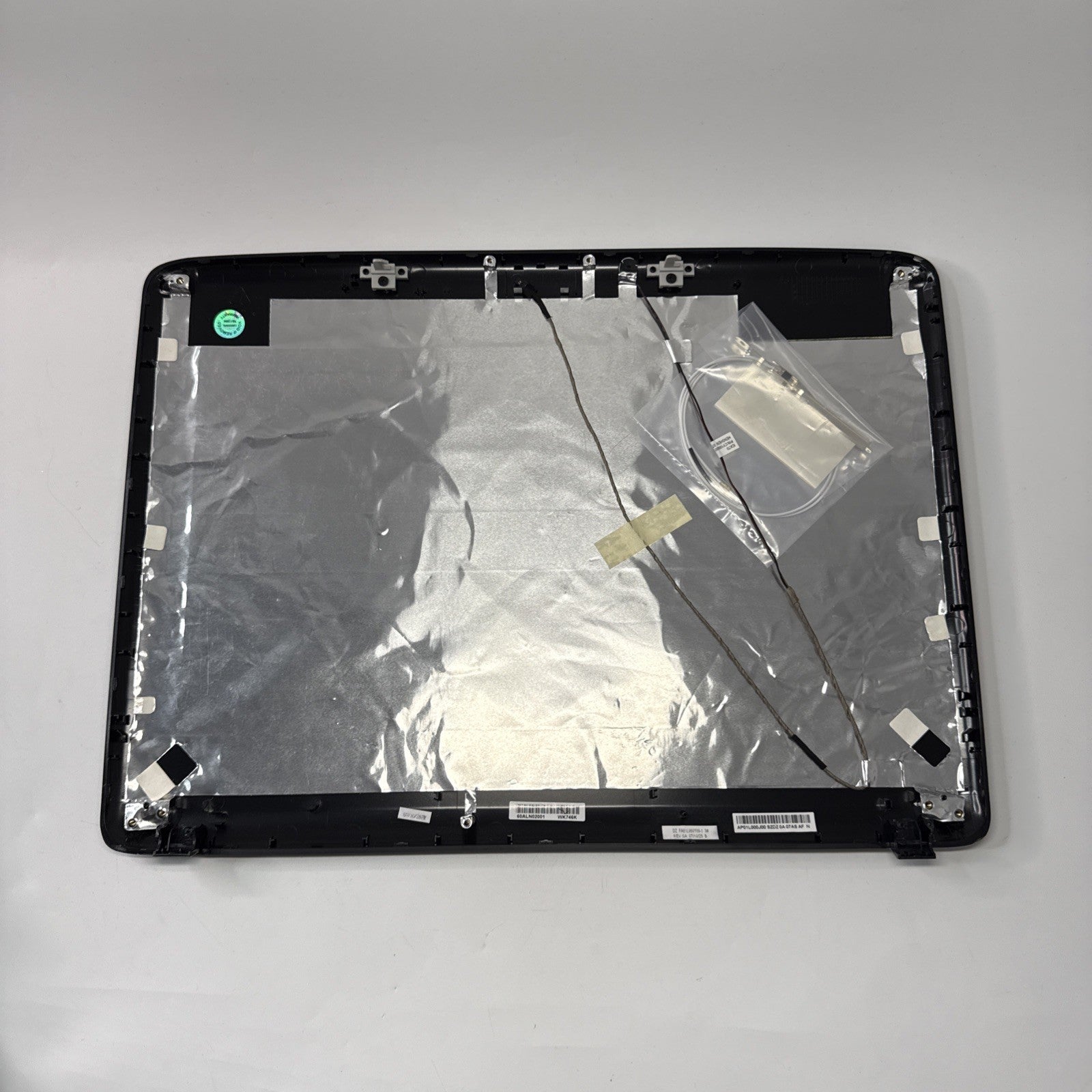 AP01L000J00 ACER ASPIRE 7720-4284 ICK70 LCD TOP LID  BACK COVER 60.ALN02.001