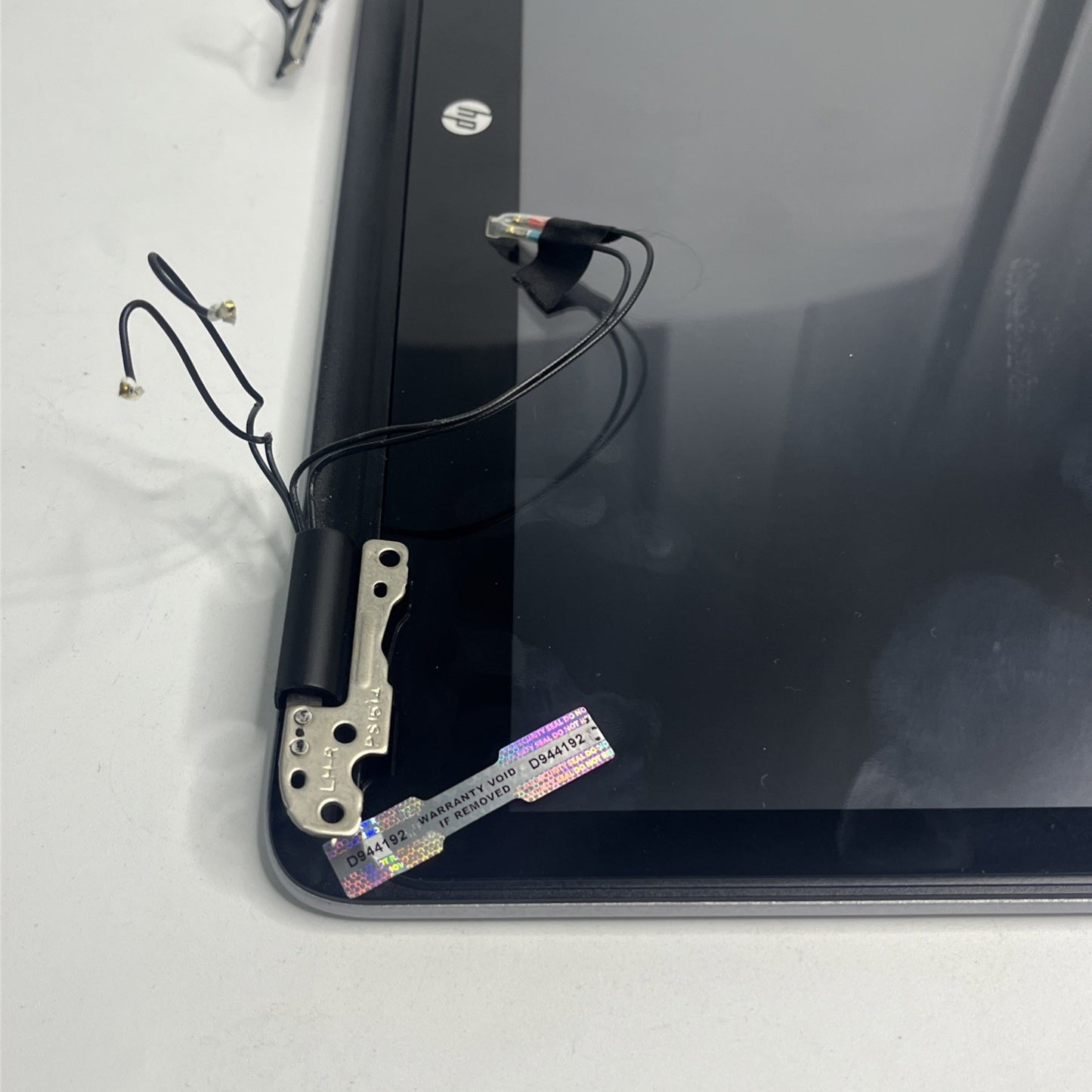 GENUINE HP ELITEBOOK 840 G3 14" Touchscreen ASSEMBLY, TOP LID COVER SILVER
