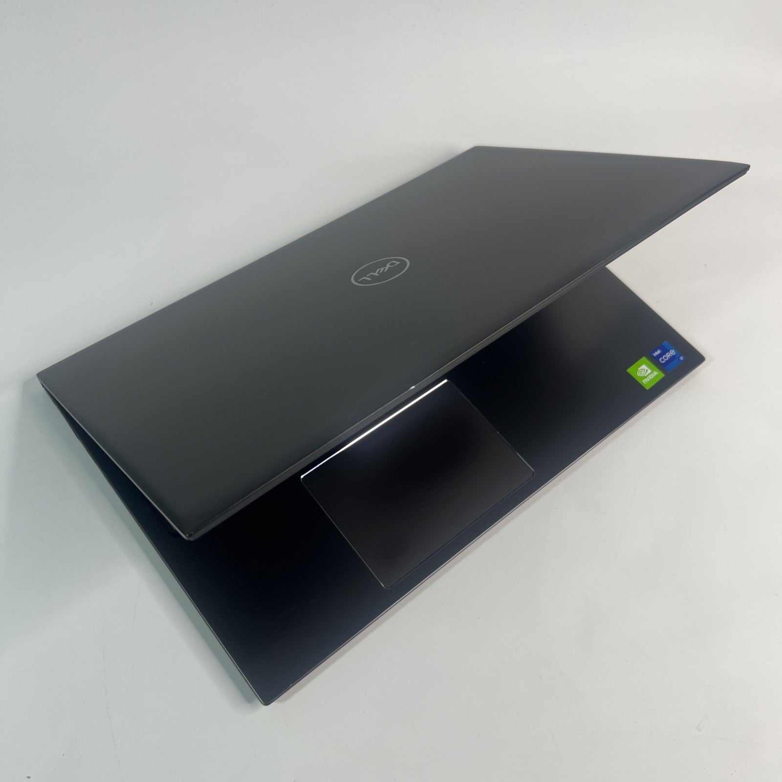 Dell Inspiron 5509 15.6 Laptop Core i7-1165G7  512GB SSD 16GB RAM Nvidia MX350
