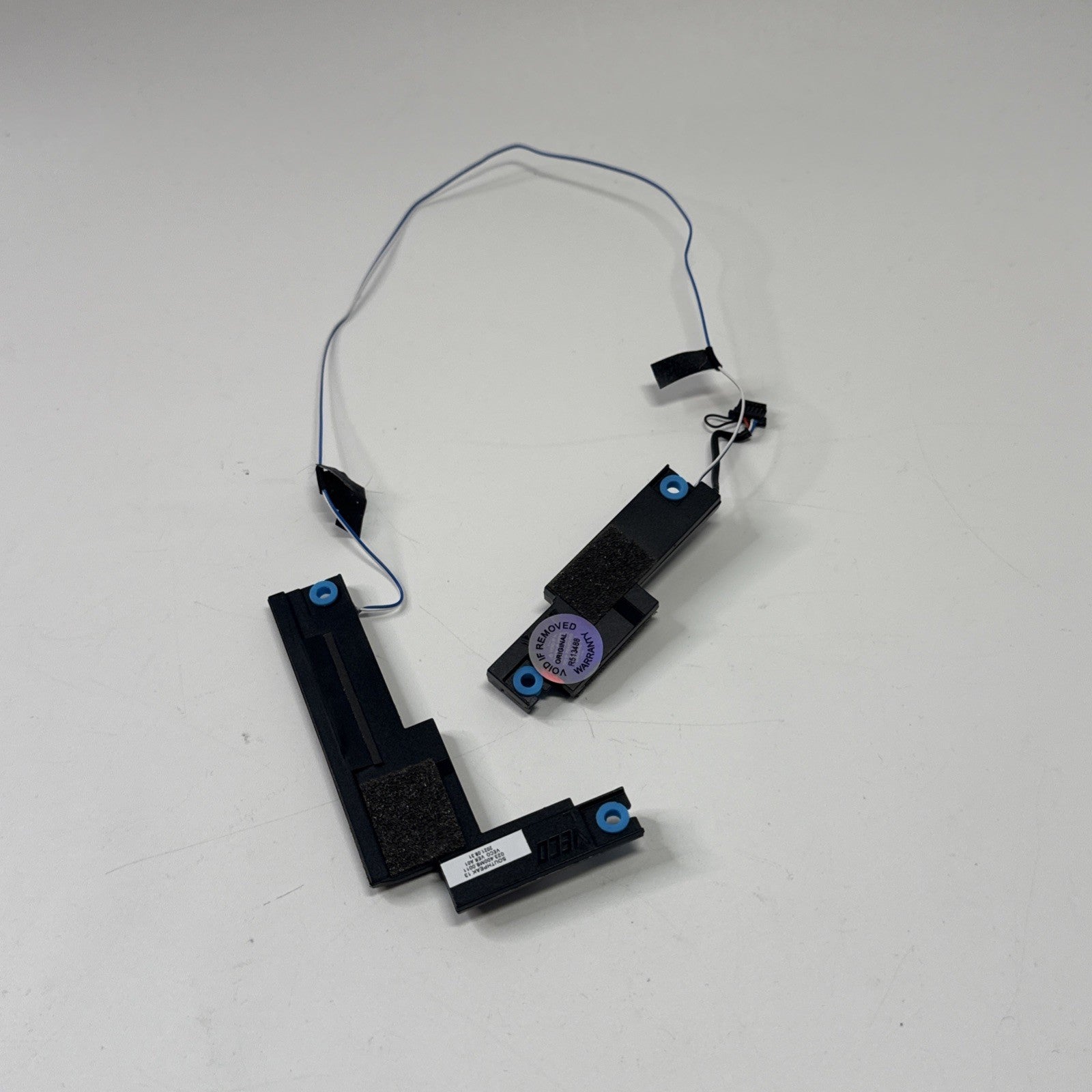 Dell Latitude 5320 Internal speakers left and right 023.400M8.0001