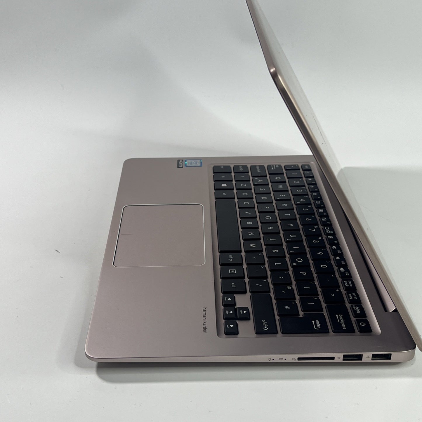 ASUS UX410U I3-7th Gen 8 GB RAM 256GB SSD WINDOWS 11