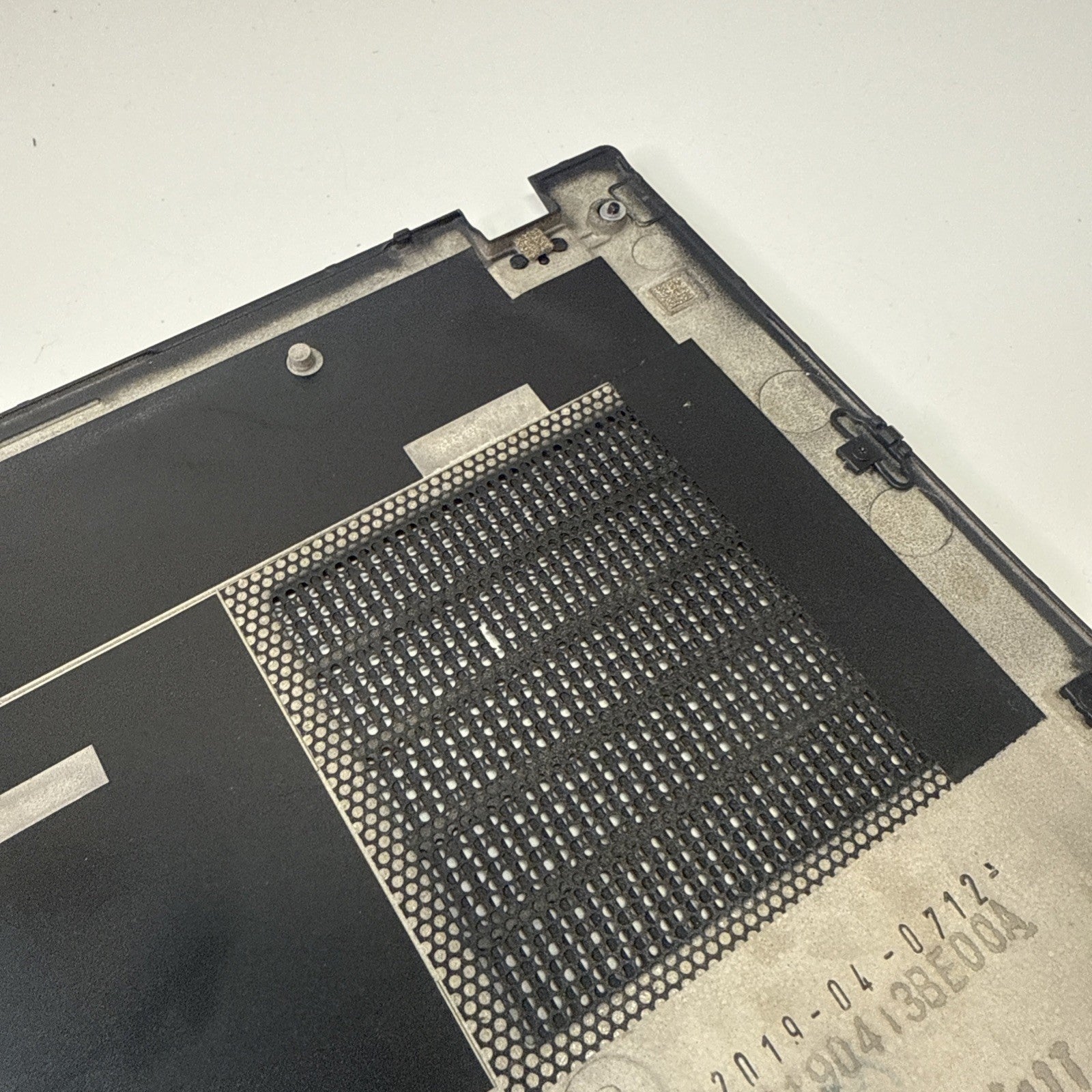 Genuine Lenovo Thinkpad T490s Bottom Base Cover AM1BR000100 Black