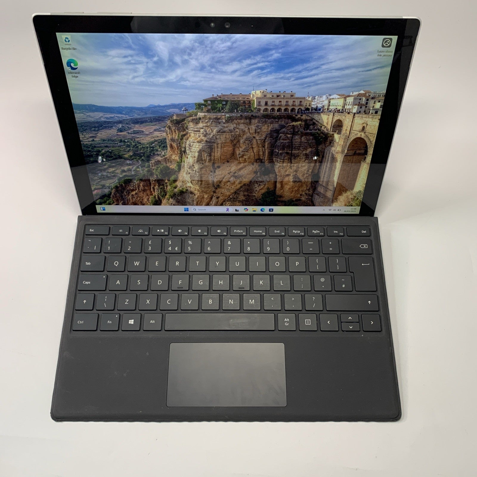 Microsoft Surface Pro 4 12.3 inch Tablet Intel Core i7-6650U 8GB RAM 256GB SSD