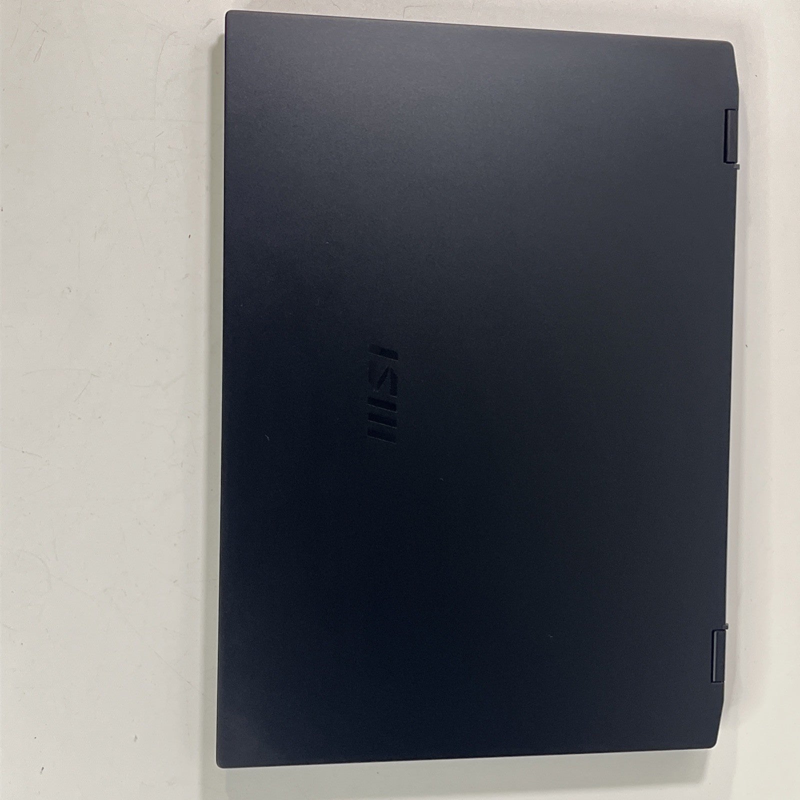 MSI Summit E16 AI Studio A1VFTG Intel Core Ultra 7 32GB 2TB RTX4060.Grade A