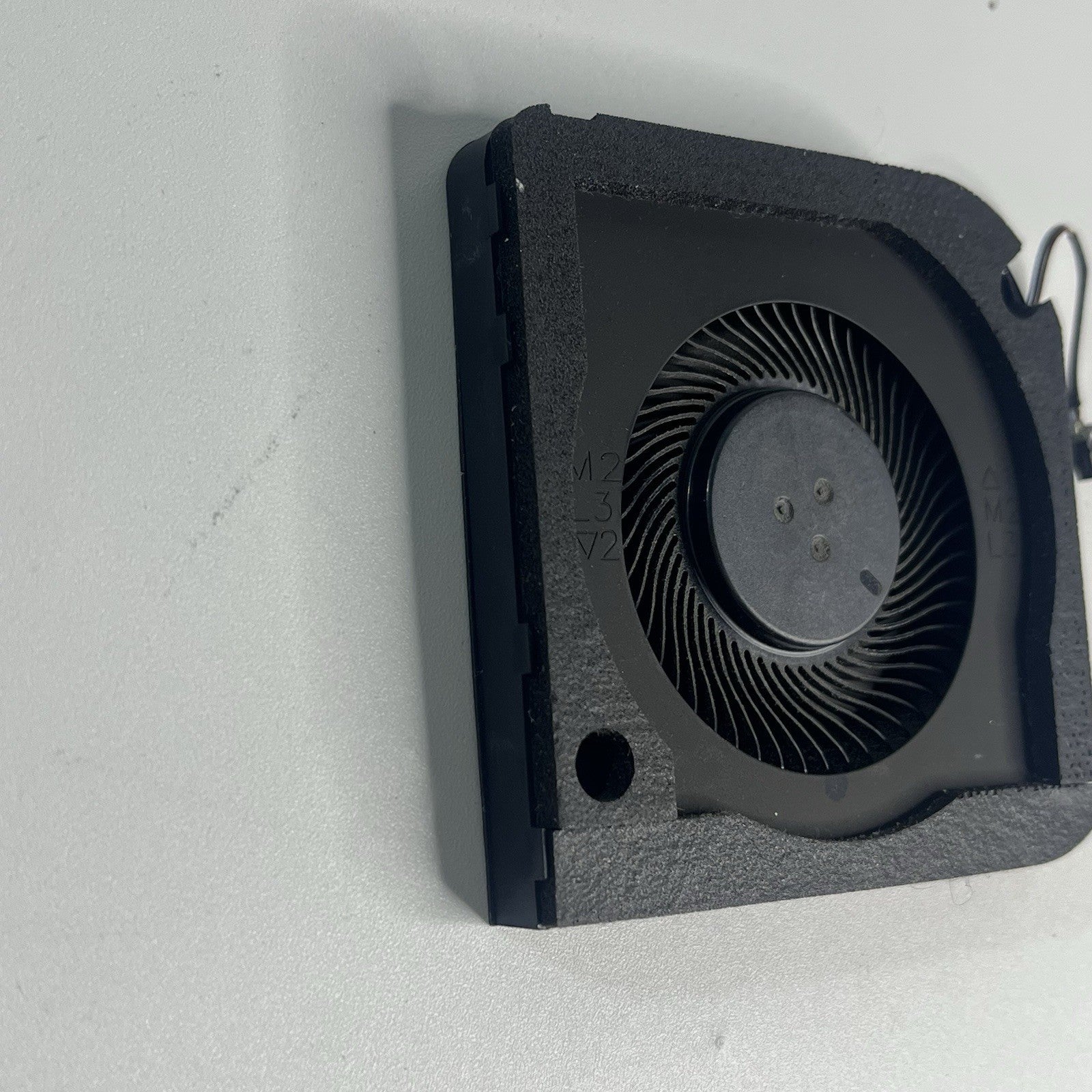GENUINE DELL LATITUDE 5520 COOLING FAN DXJNV 0DXJNV