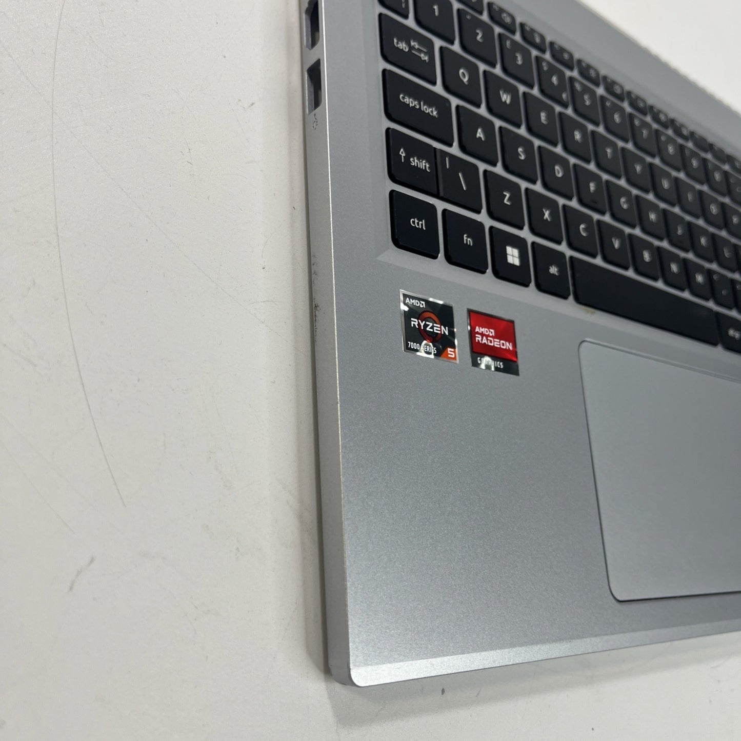 Sliver Acer Aspire 3 A315-24P Palmrest Cover UK Keyboard & Touchpad. Bit Cracked