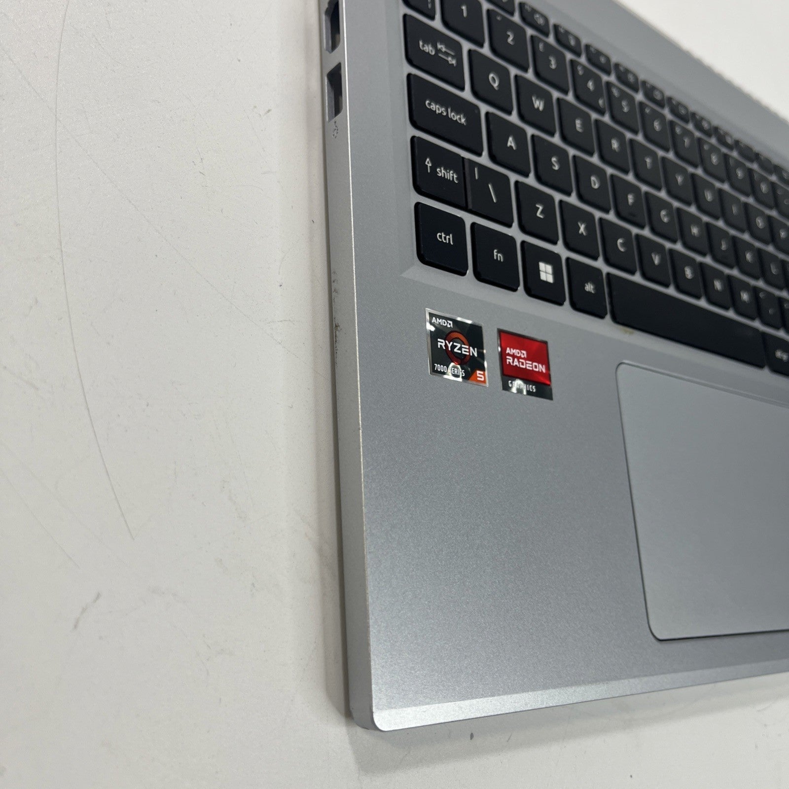 Sliver Acer Aspire 3 A315-24P Palmrest Cover UK Keyboard & Touchpad. Bit Cracked