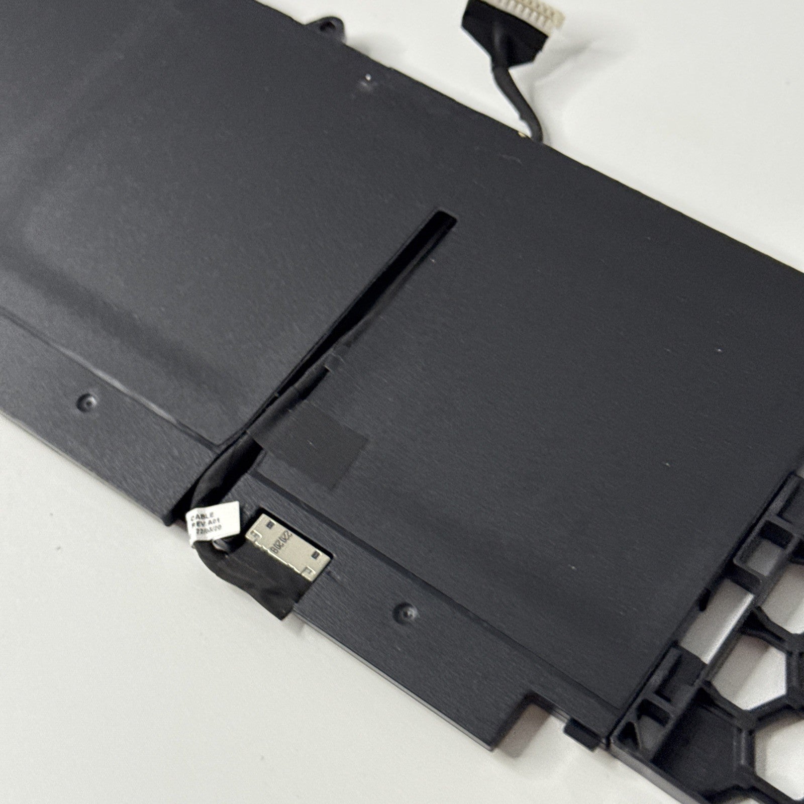 M69D0 Dell Latitude 5530 Genuine Battery 078FWY 41Wh (GOOD HEALTH)