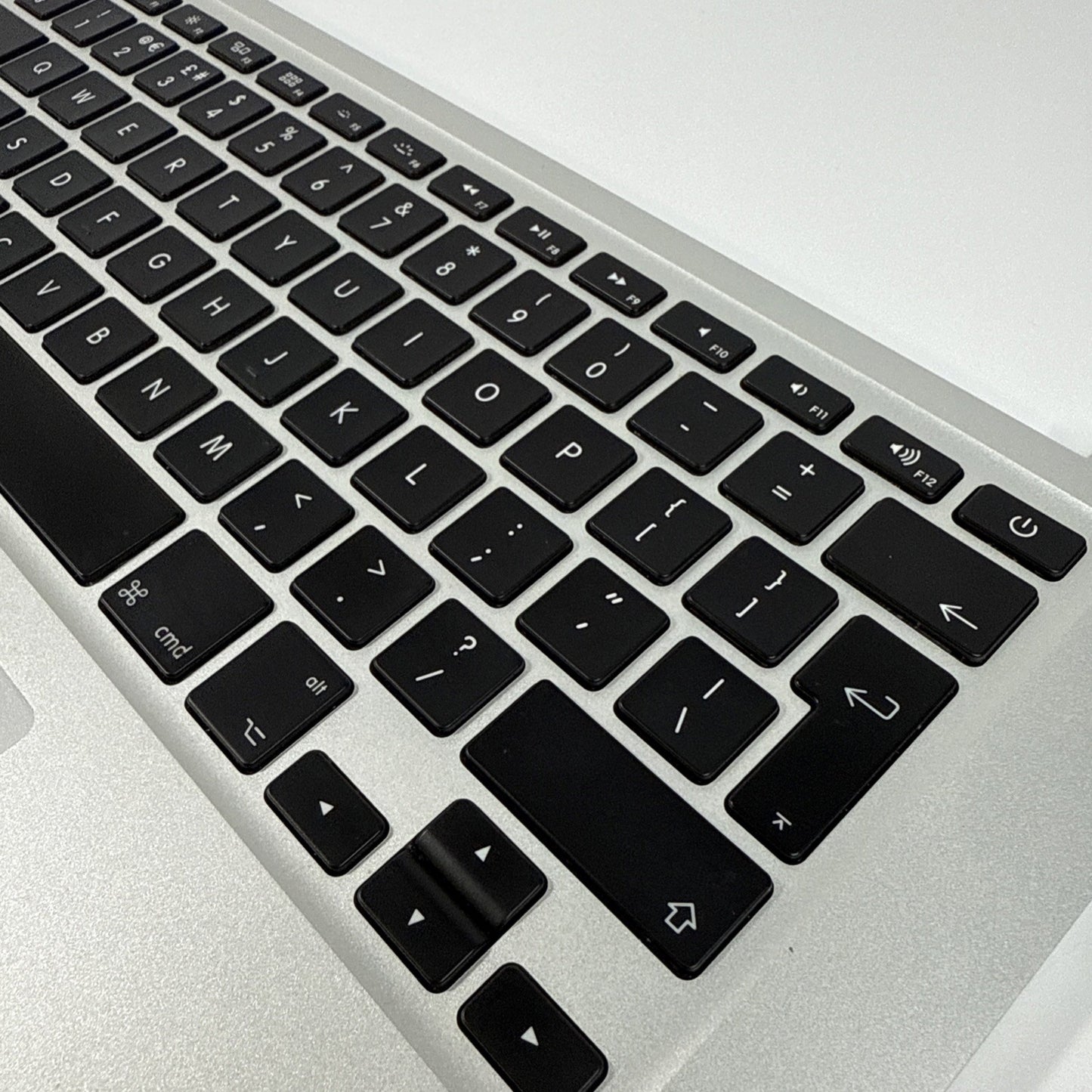 Macbook AIR 13” A1466 2013 2014 2015 2017 UK Keyboard Palmrest Assembly
