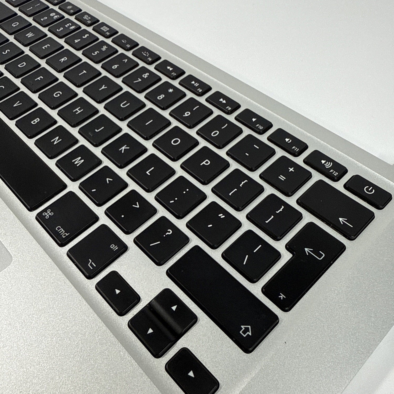 Macbook AIR 13” A1466 2013 2014 2015 2017 UK Keyboard Palmrest Assembly