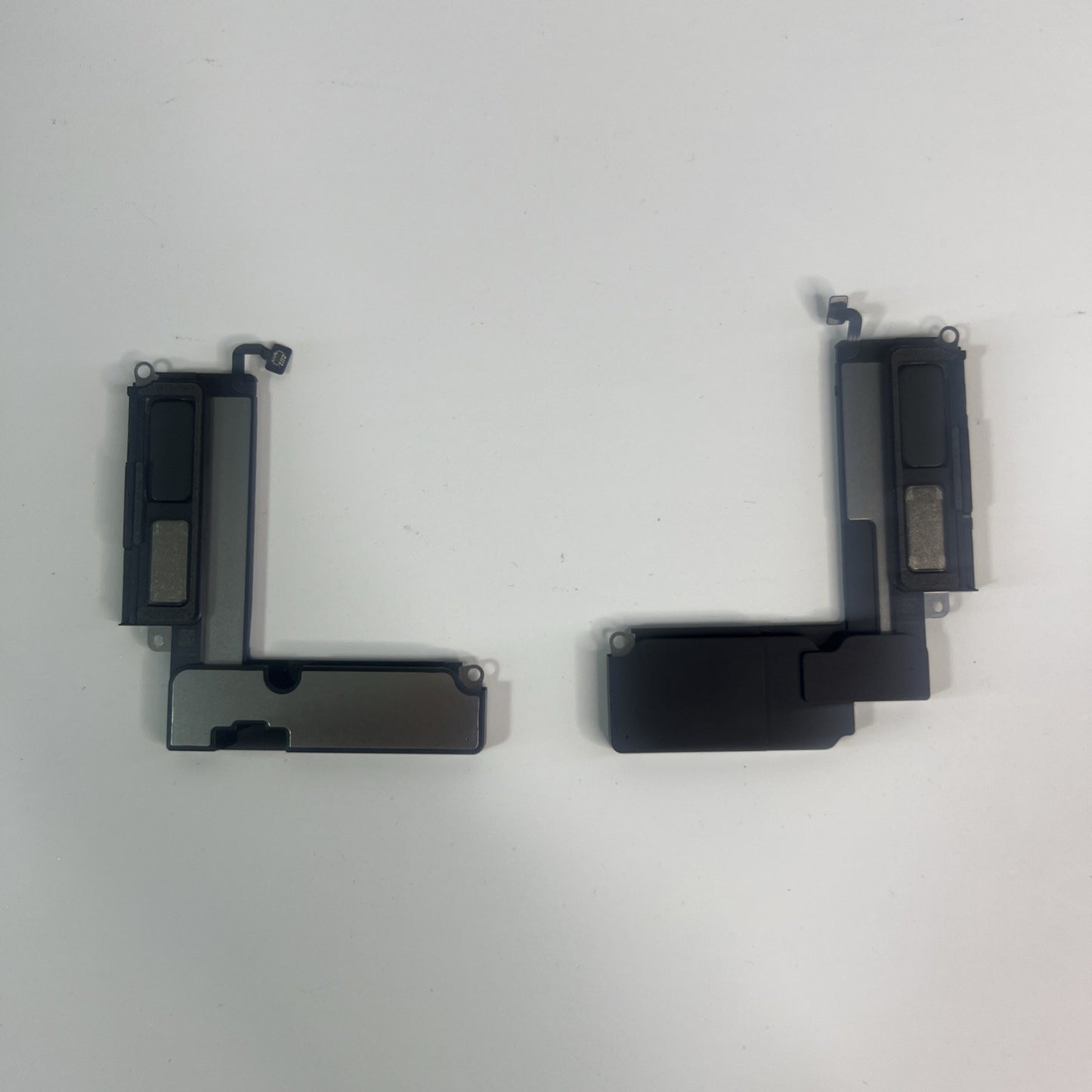 Apple MacBook Air 15” A3241 (2025) Left & Right Speakers – Genuine Pair