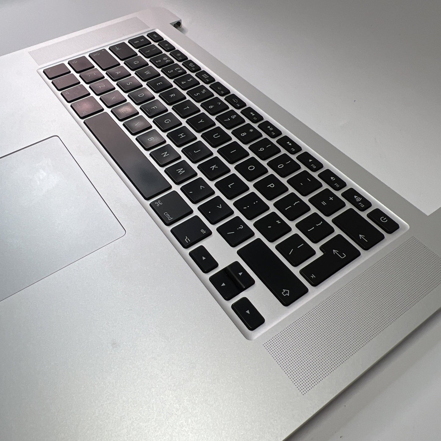 Macbook Pro Retina A1398 15" Mid 2015 Palmrest UK Keyboard Touchpad Silver
