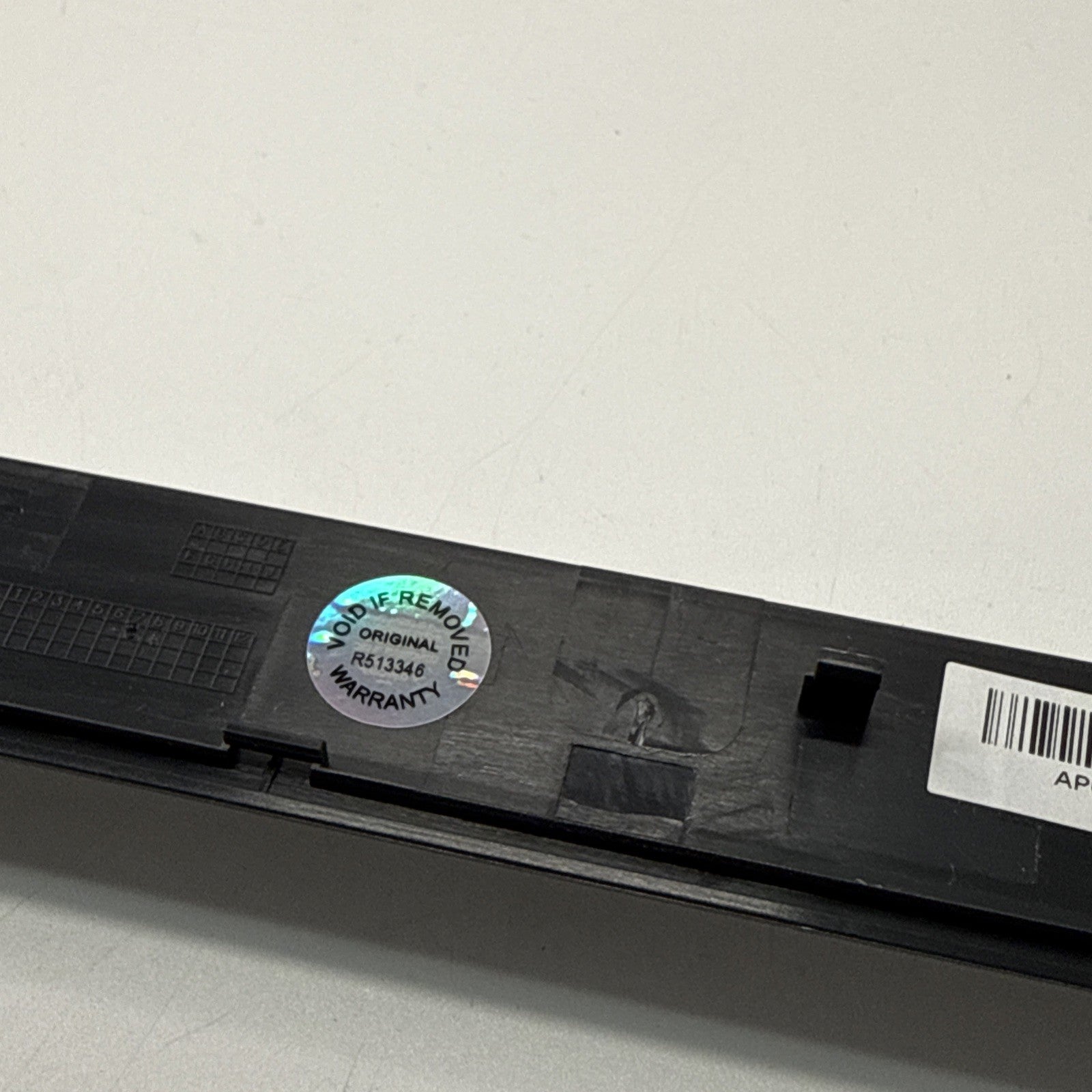 Genuine Acer Aspire 5720 LCD Cover Bezel 60.AH902.003  AP02H000200 *NEW*