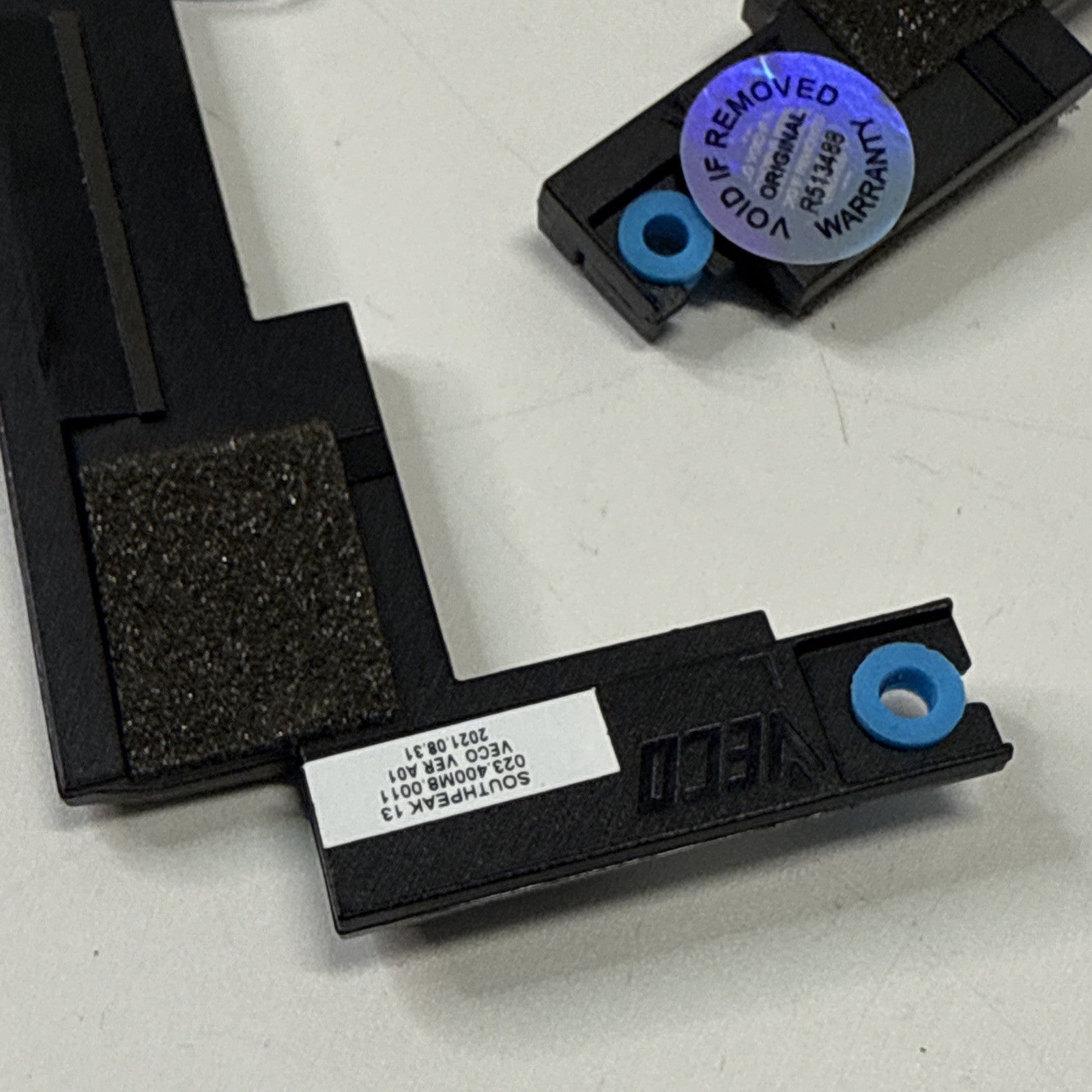 Dell Latitude 5320 Internal speakers left and right 023.400M8.0001