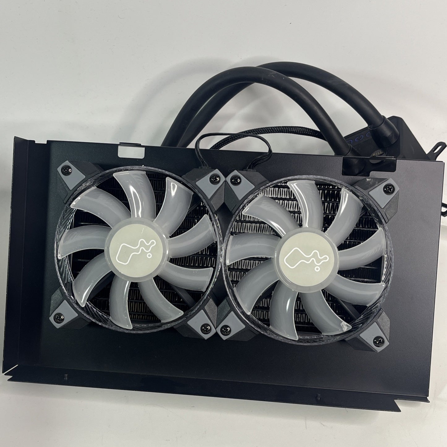 Alphacool Eisbaer Aurora 240mm AIO CPU Cooler aRGB Copper Radiator LGA1700 AM5