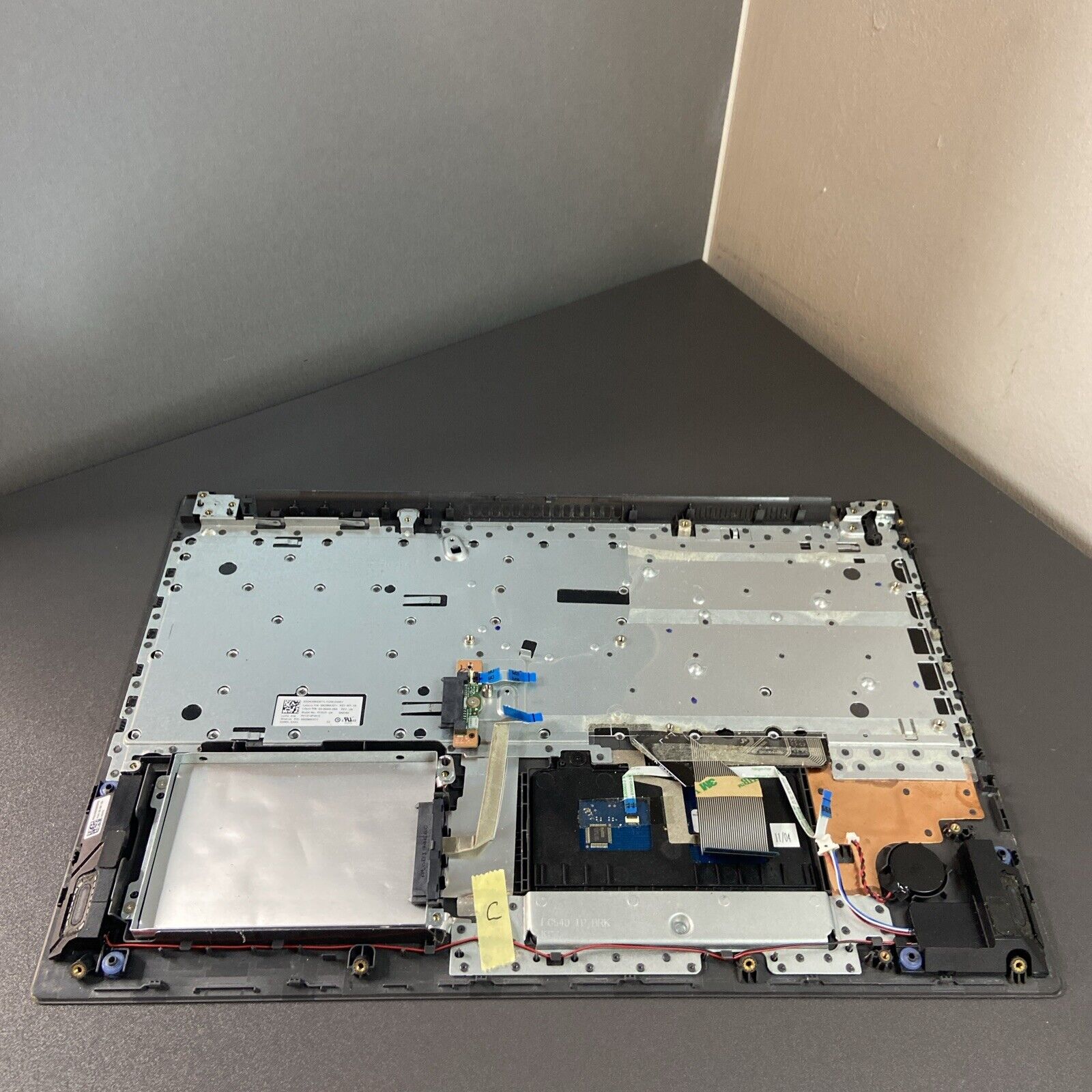 Lenovo V15-ADA Complete UK Palmrest Keyboard Touchpad Assembly AP1RU000200