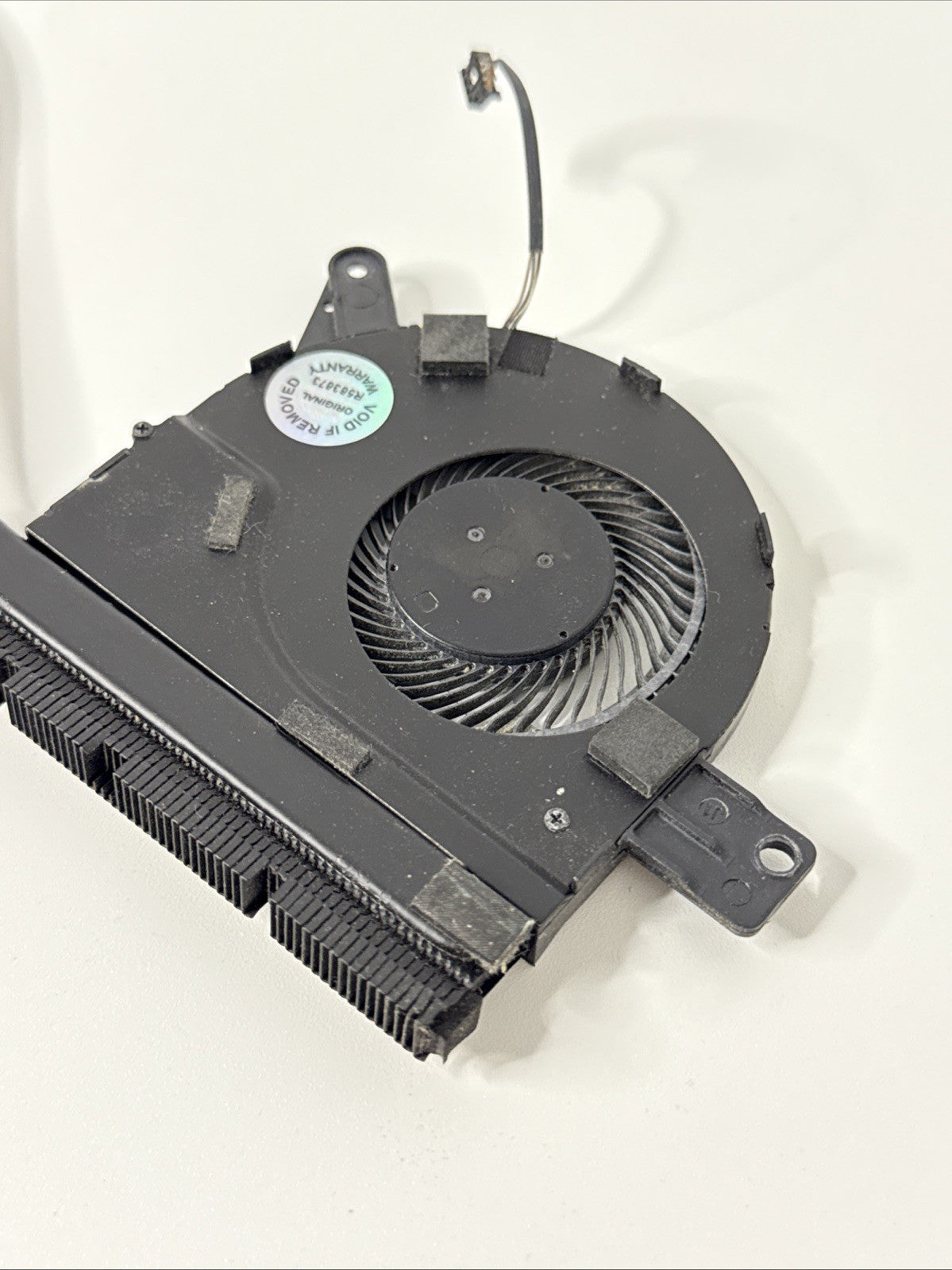 Dell Latitude 5580 CPU Heatsink and Cooling Fan 09VK27 02K3PX