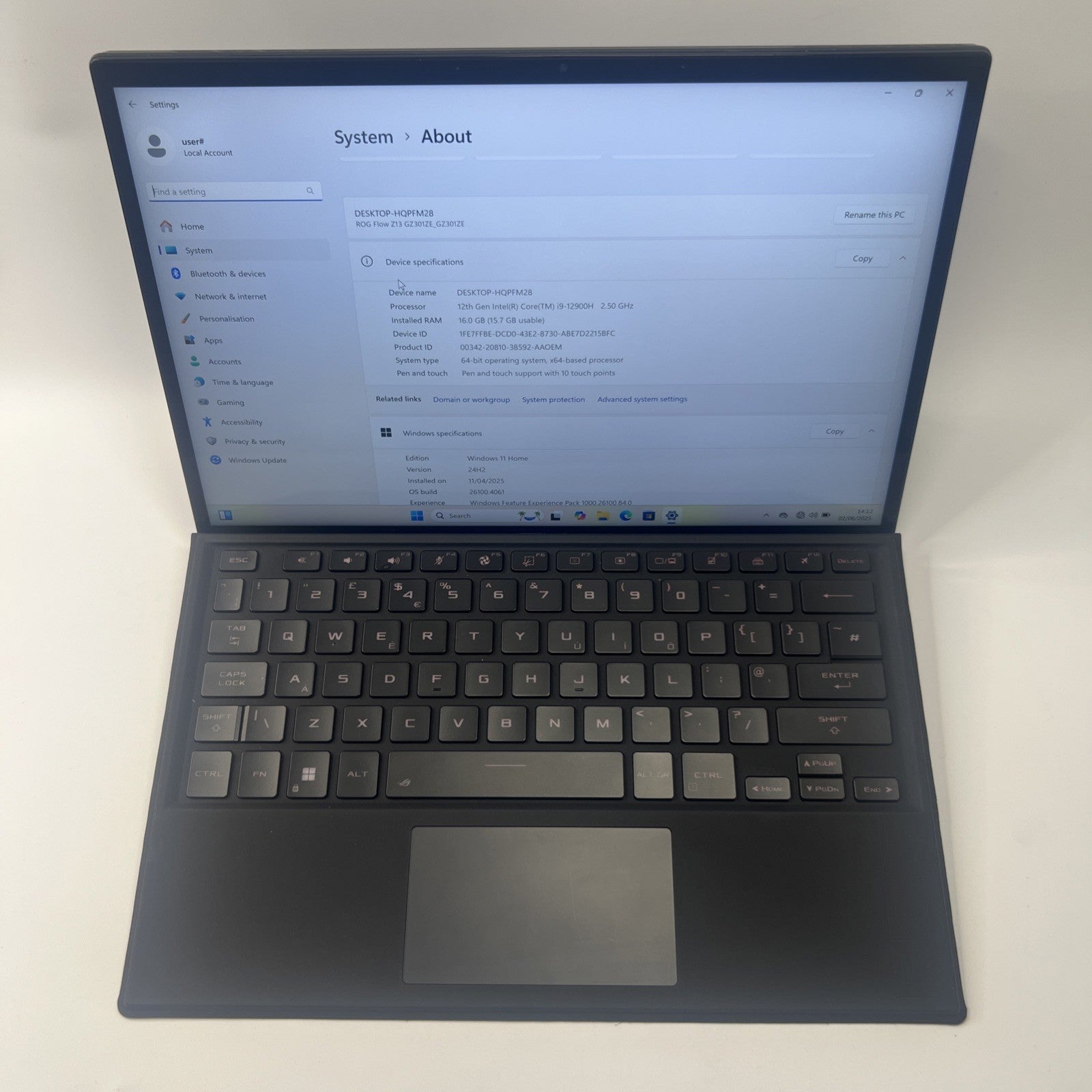 Asus ROG Flow Z13 Convertible 13.4" Laptop Core i9 16GB RAM 1TB SSD RTX 3050 Ti