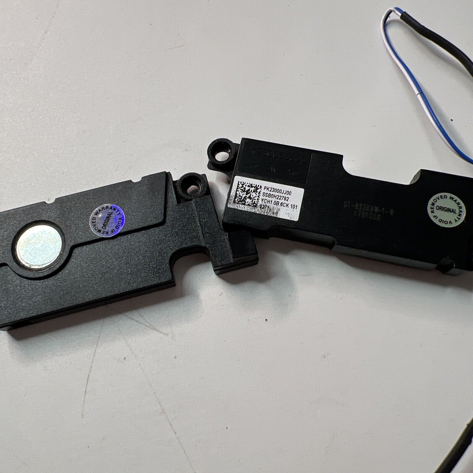 Lenovo ThinkPad T440 T450 T460 Left & Right Speaker Set SSB0H22792 PK23000JJ00