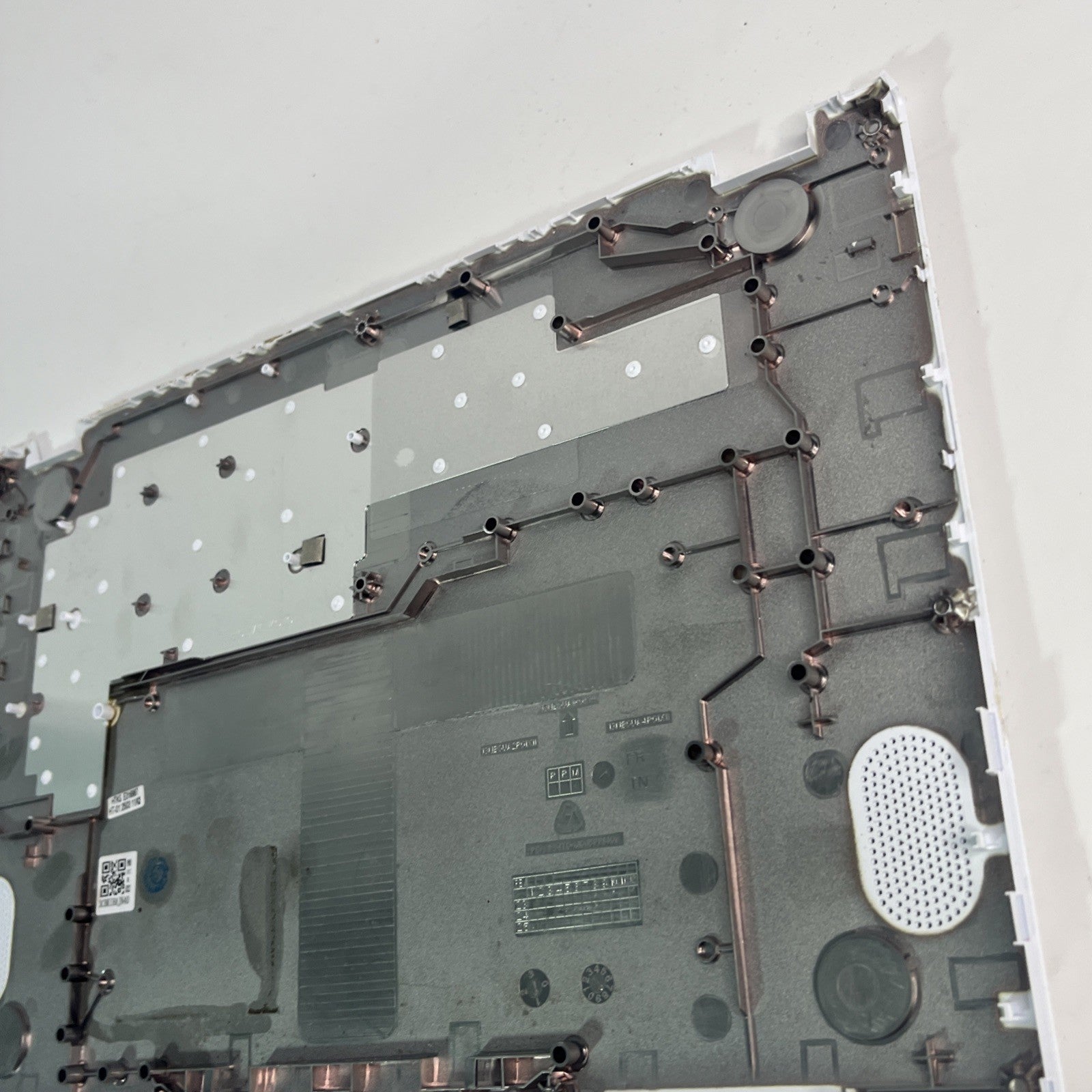 GENUINE Asus ,E410K Bottom Base Chassis Cover White 3CBKWBAJN40. #G A