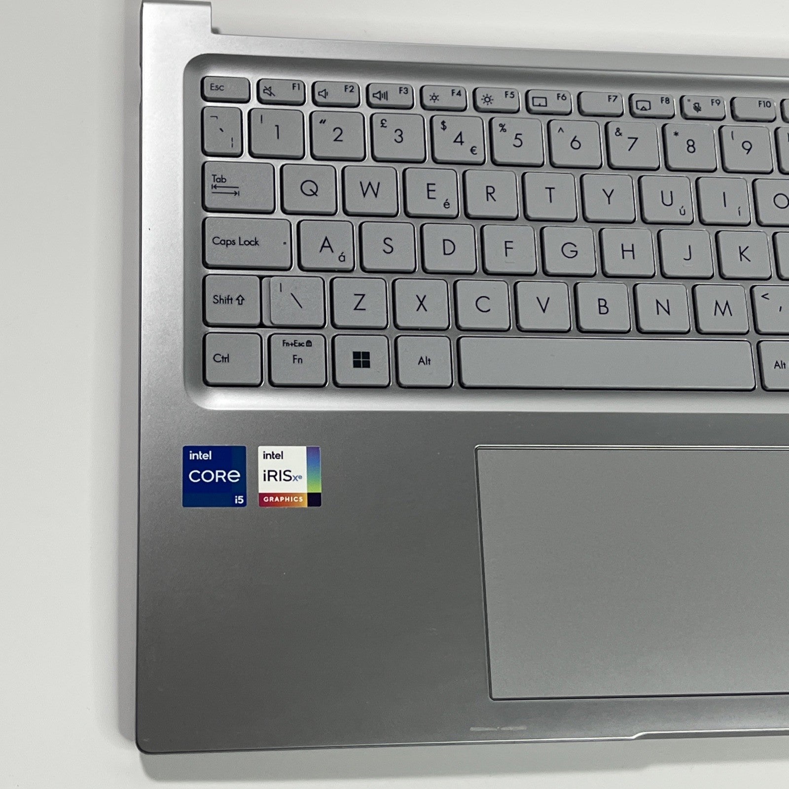 Genuine Silver Asus VB 15 X1504ZA Palmrest, Keyboard& Speaker 13N1-GVM0401.#G A