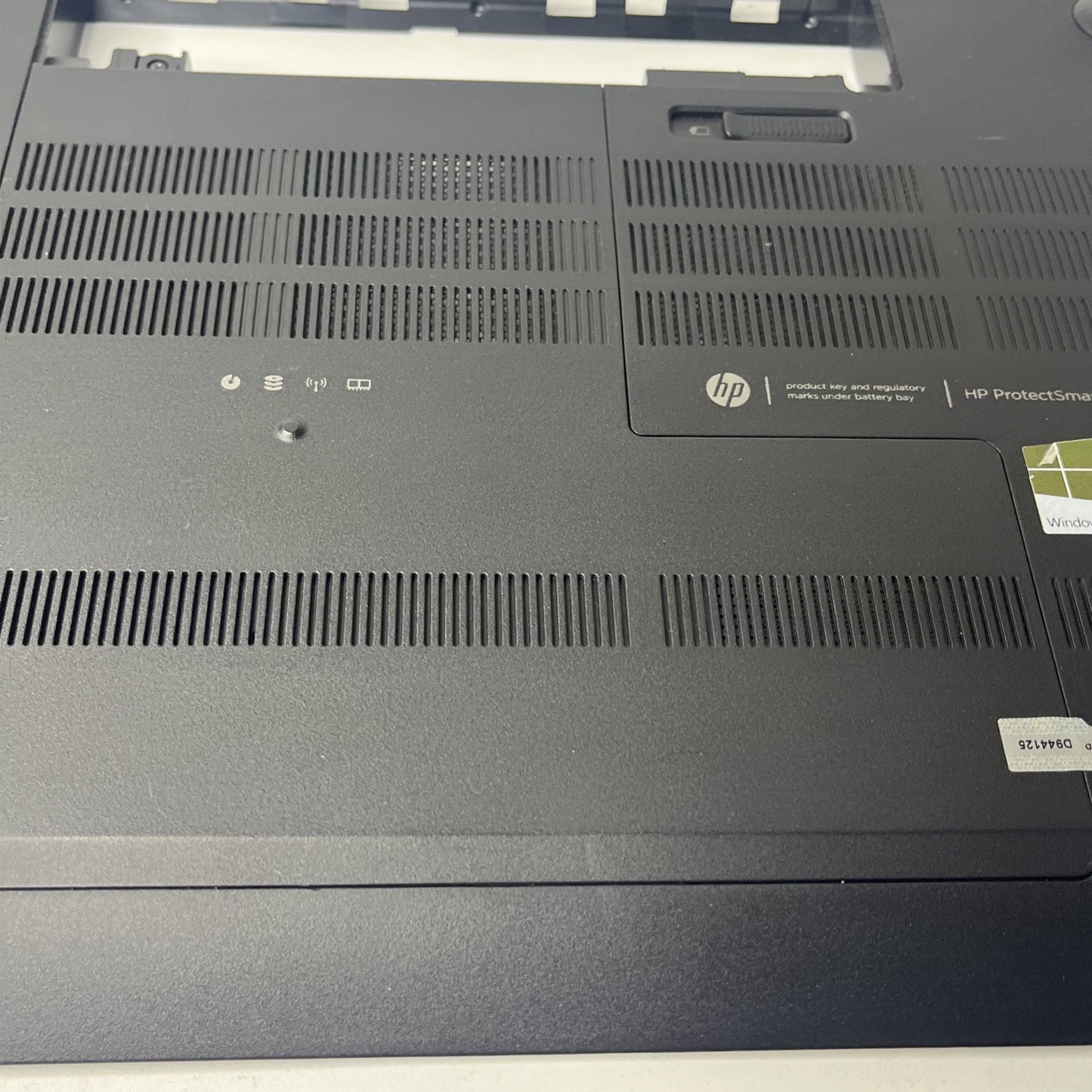 Genuine HP ENVY 17-J SERIES BOTTOM BASE CASE CHASSIS HDD Cable, Speakers