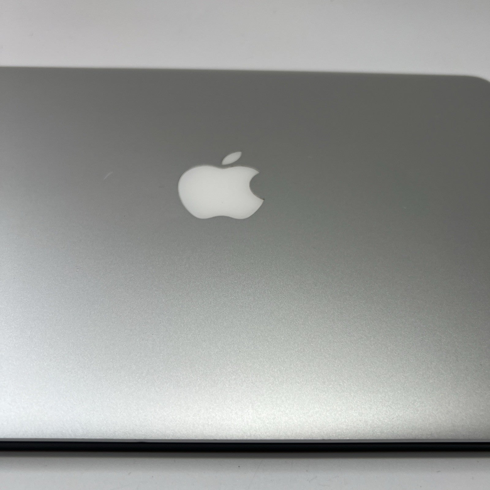 MacBook Pro Retina, 13-inch, Mid 2014 A1502 Screen Assembly Top Lid Cover