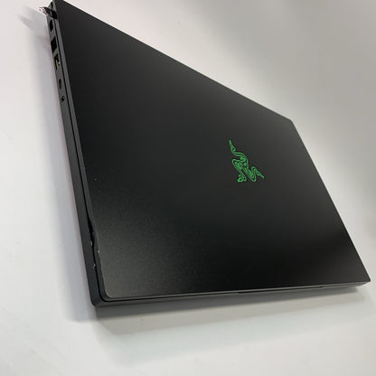 Razer Blade 15 Advanced Intel Core i7 11800H 16GB 512GB SSD GeForce RTX 3070