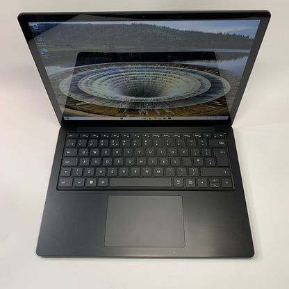 Microsoft Surface Laptop 4 13.5" Intel Core i5-1135G7 16GB RAM 512GB SSD Win 11
