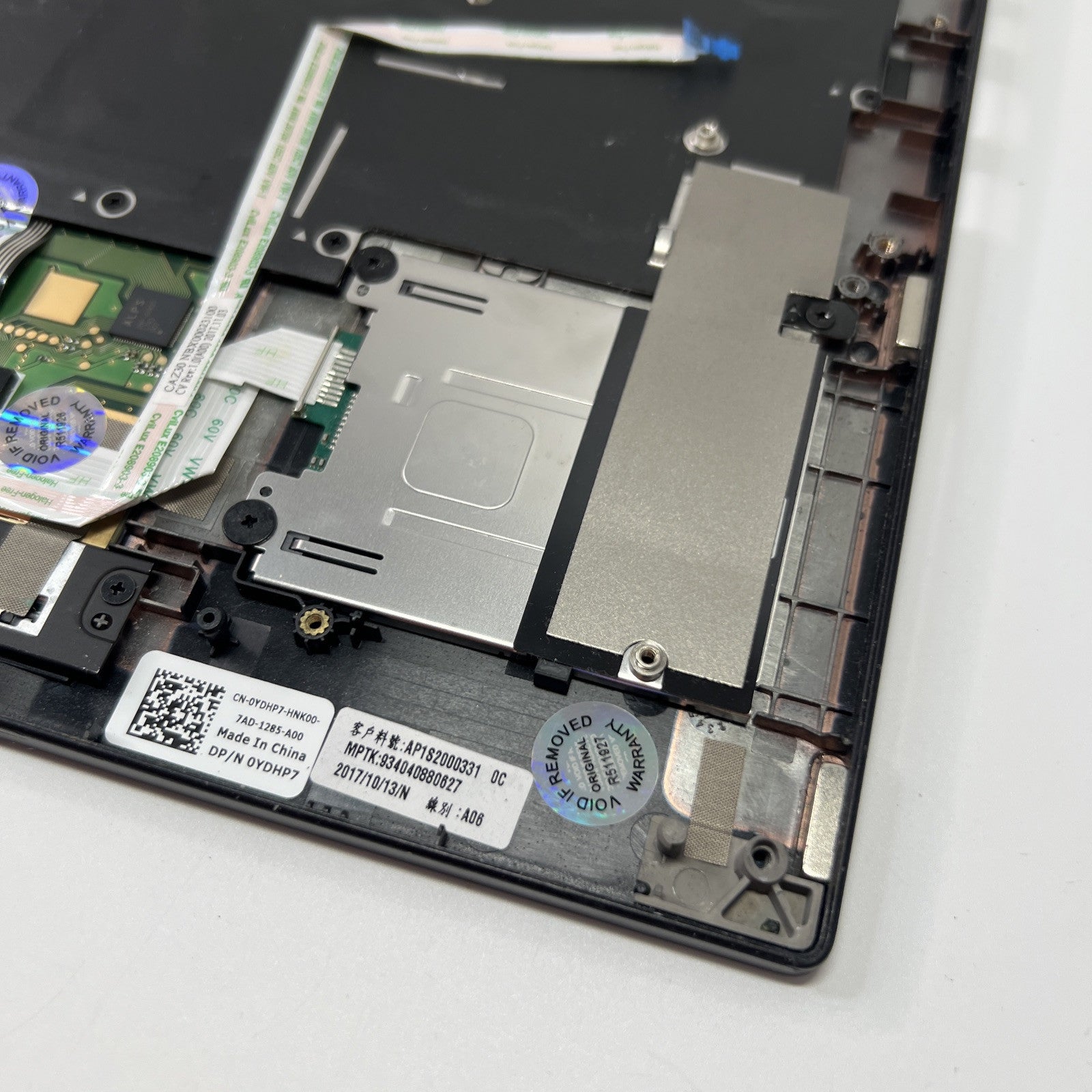 Genuine Dell Latitude 5289 Palmrest Assembly UK Keyboard Touchpad Black