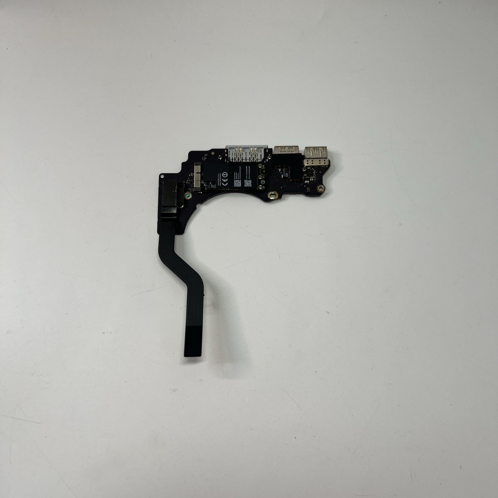 GENUINE APPLE MACBOOK PRO RETINA 13 A1502 2014 USB HDMI SD  I/O BOARD